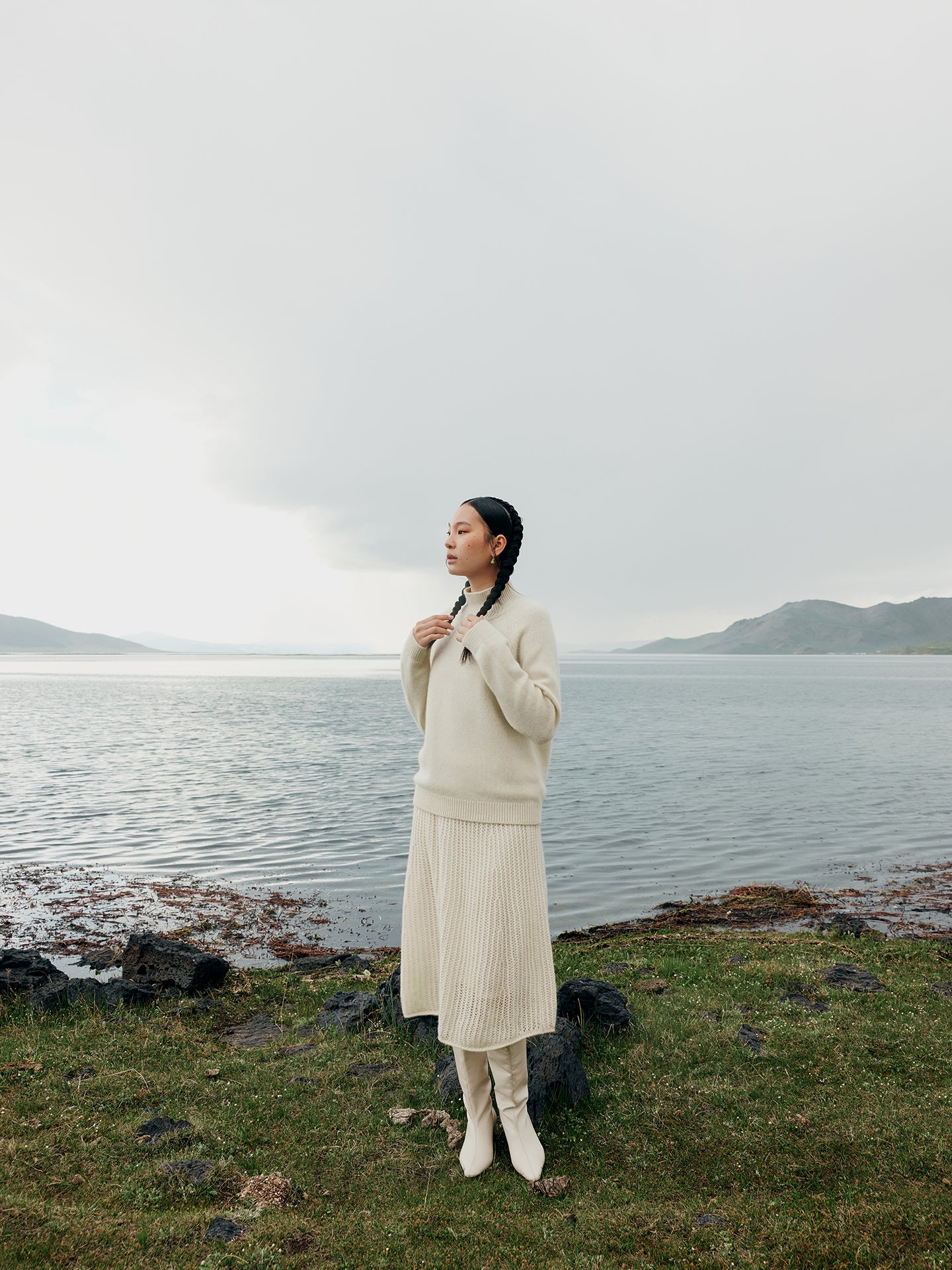 Gonna in maglia di cashmere con motivo ajour color organico