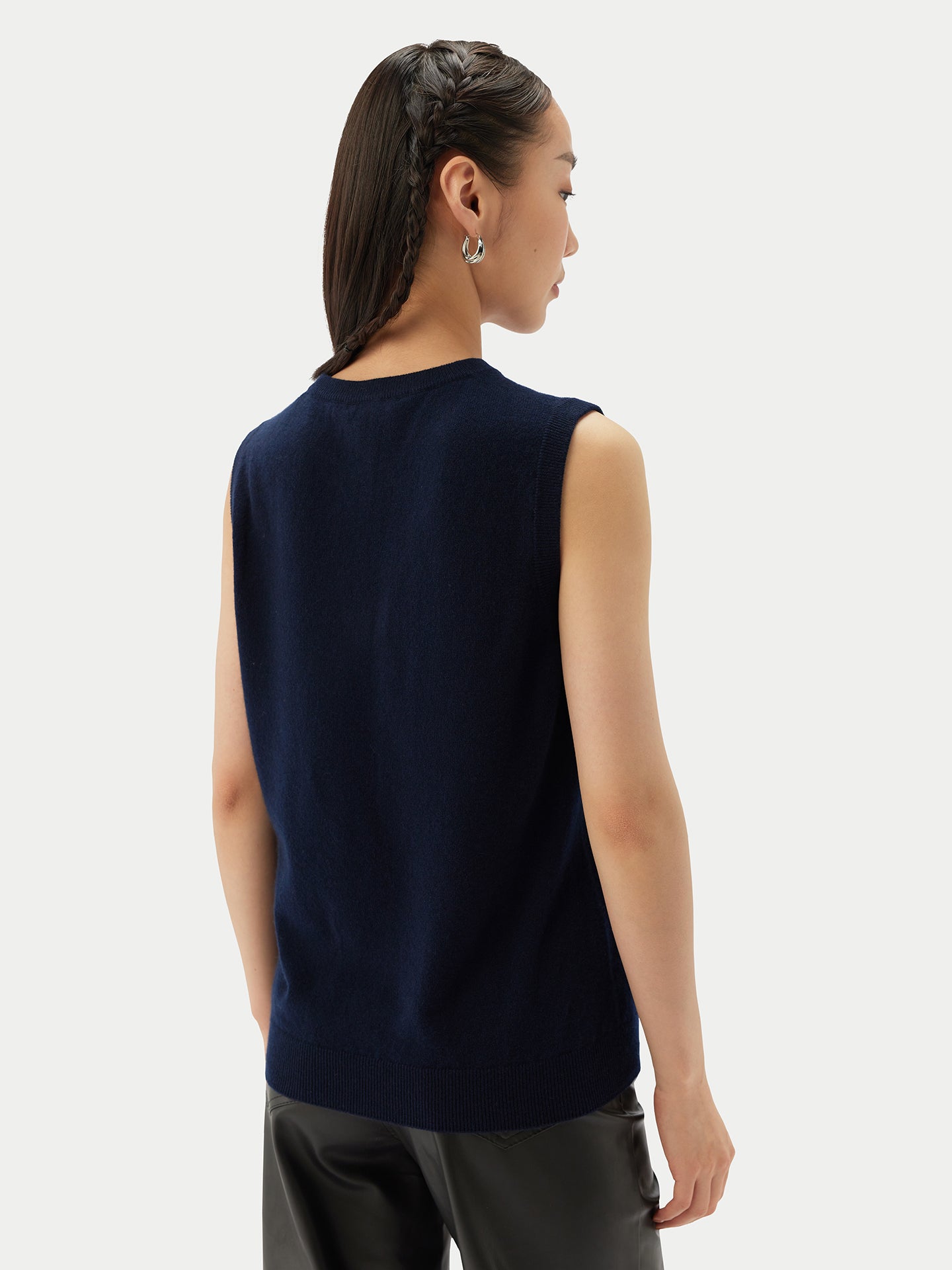 Essential Cashmere Crewneck Vest