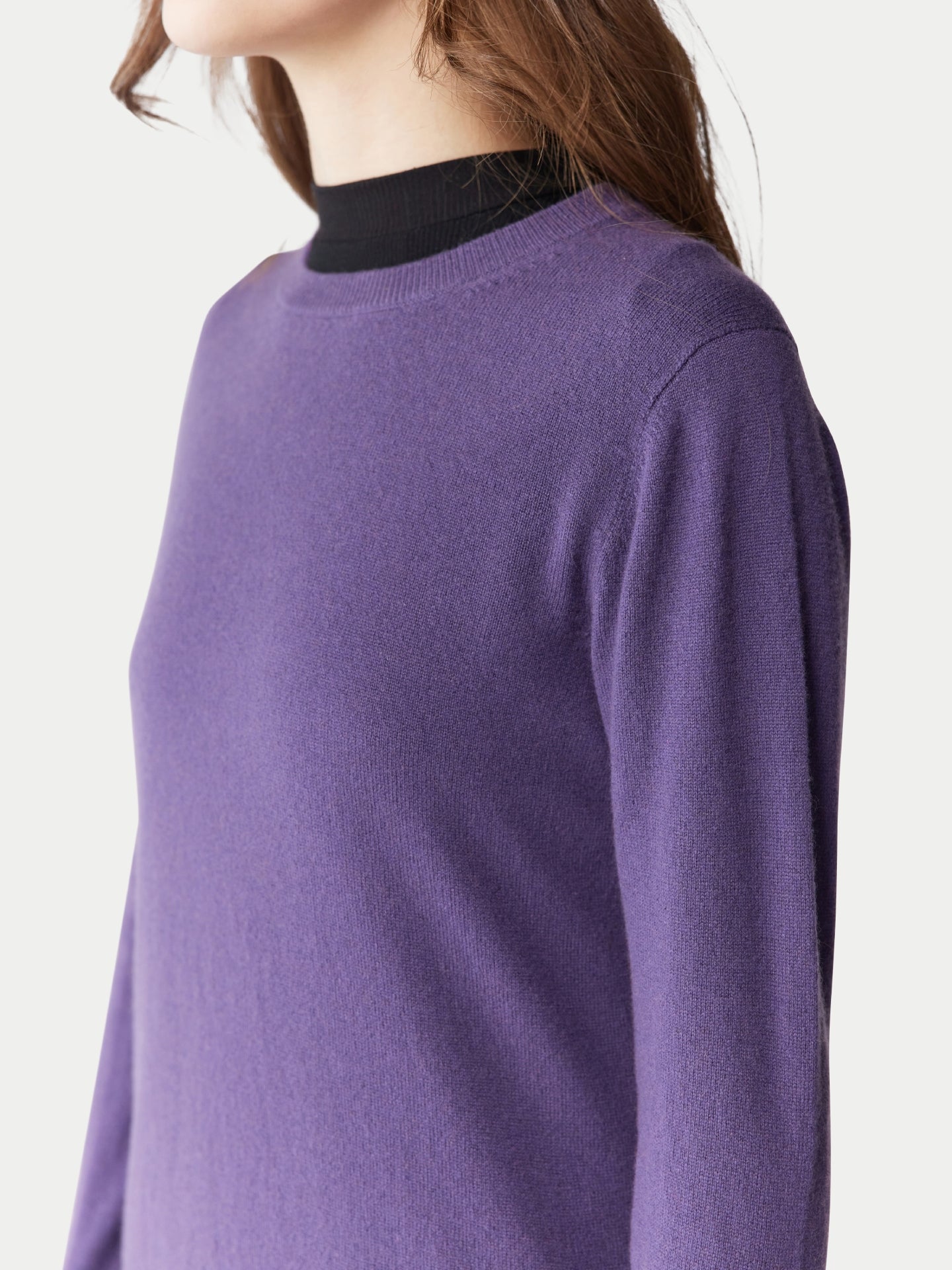 Women's Cashmere Essential Crew Neck Sweater Grape Jam - Gobi Cashmere