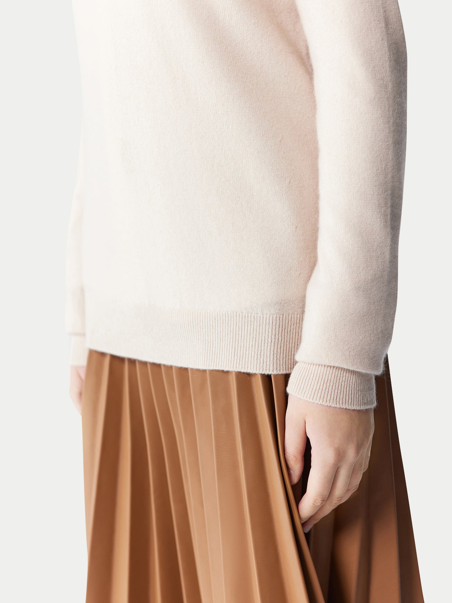 Essential Cashmere Crewneck Sweater Ivory White - Gobi Cashmere