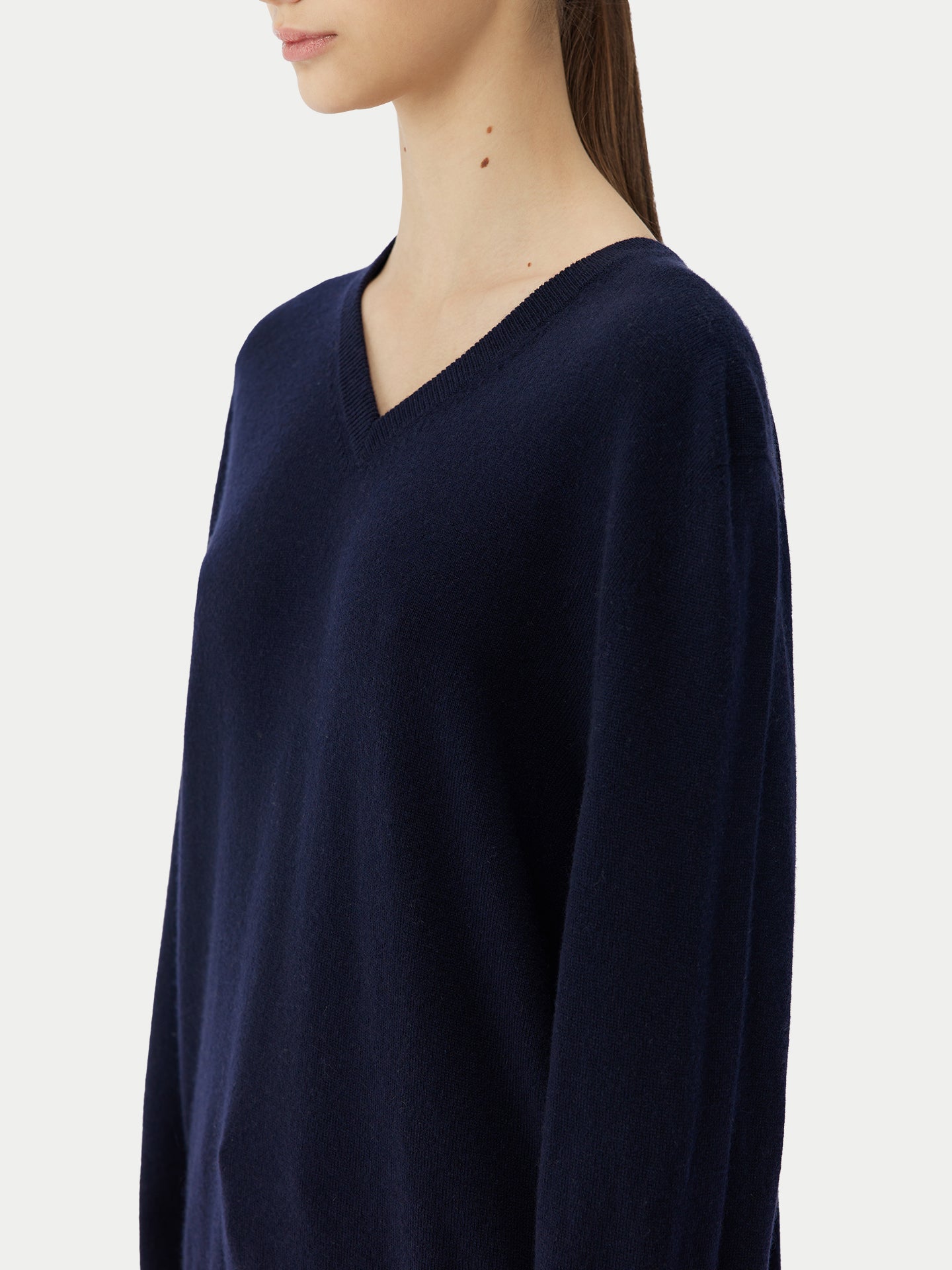 Women's Essential Cashmere V-Neck Sweater Navy - Gobi Cashmere