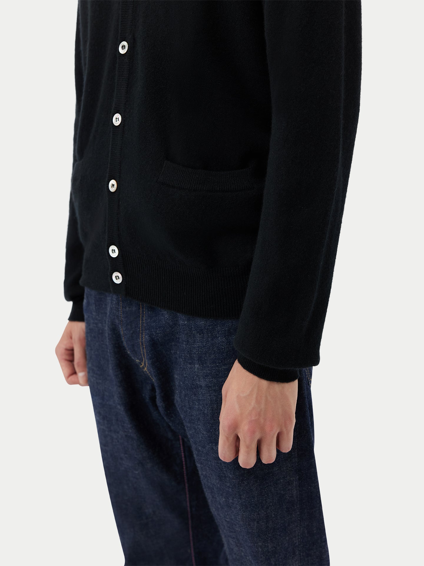 Essential Cashmere V-Neck Cardigan