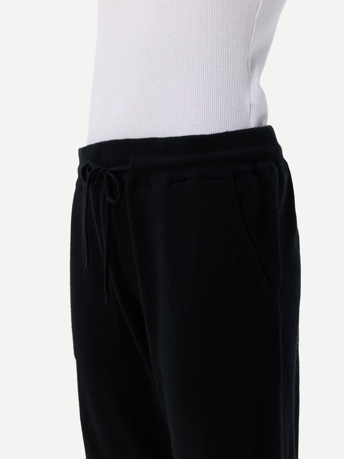 Women's Cashmere Cuffed Jogger Black - Gobi Cashmere
