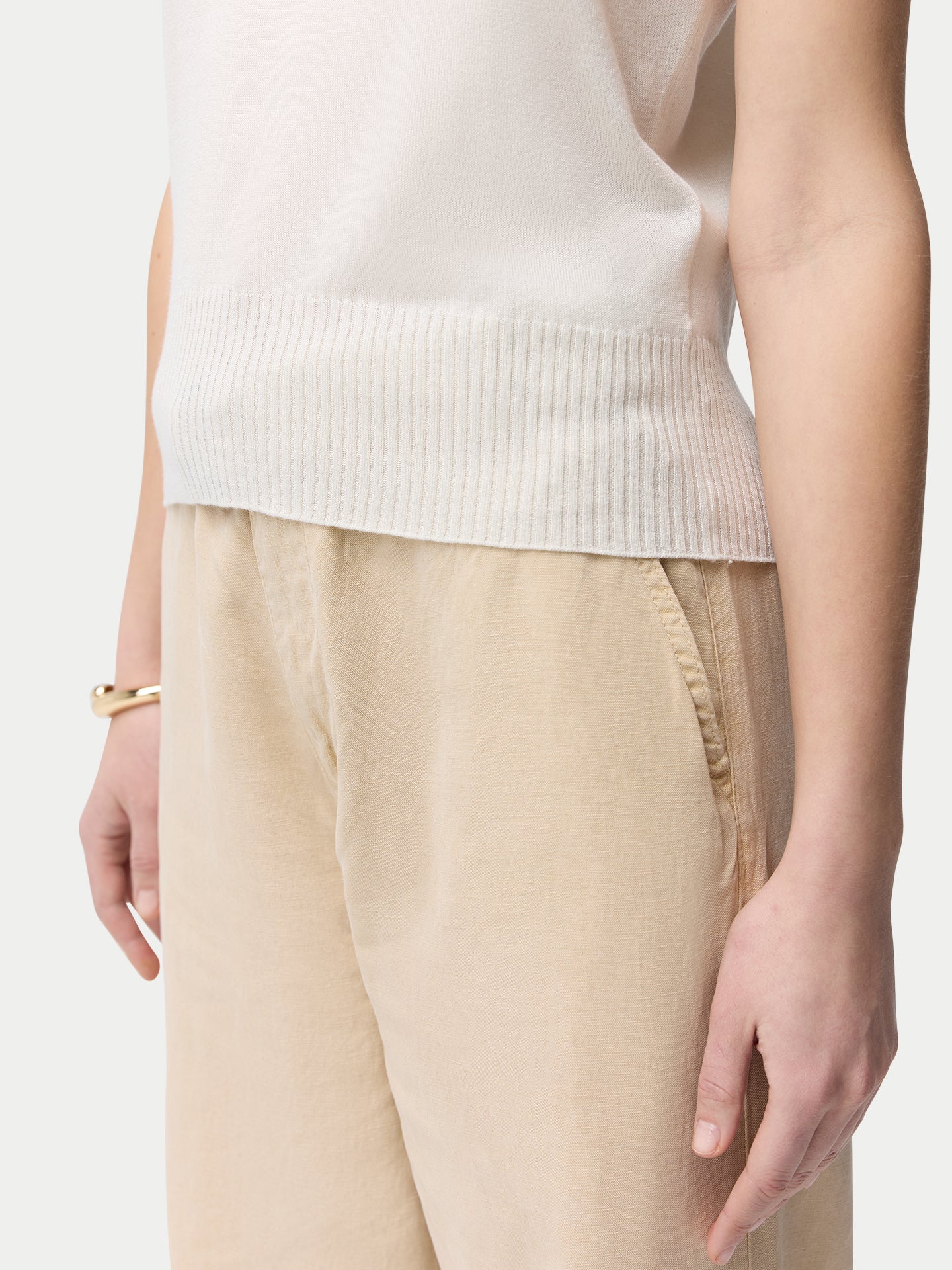 Women's Cashmere Silk Sleeveless Top Whisper White - Gobi Cashmere