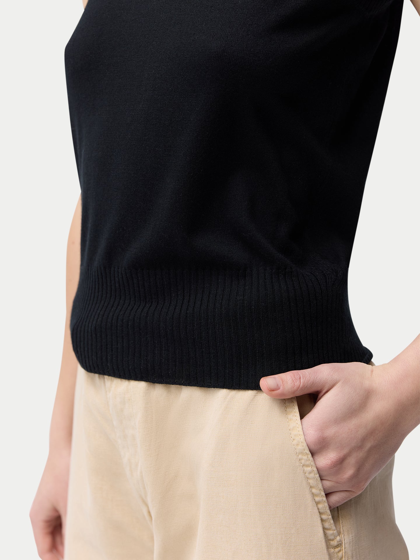 Women's Cashmere Silk Sleeveless Top Black - Gobi Cashmere