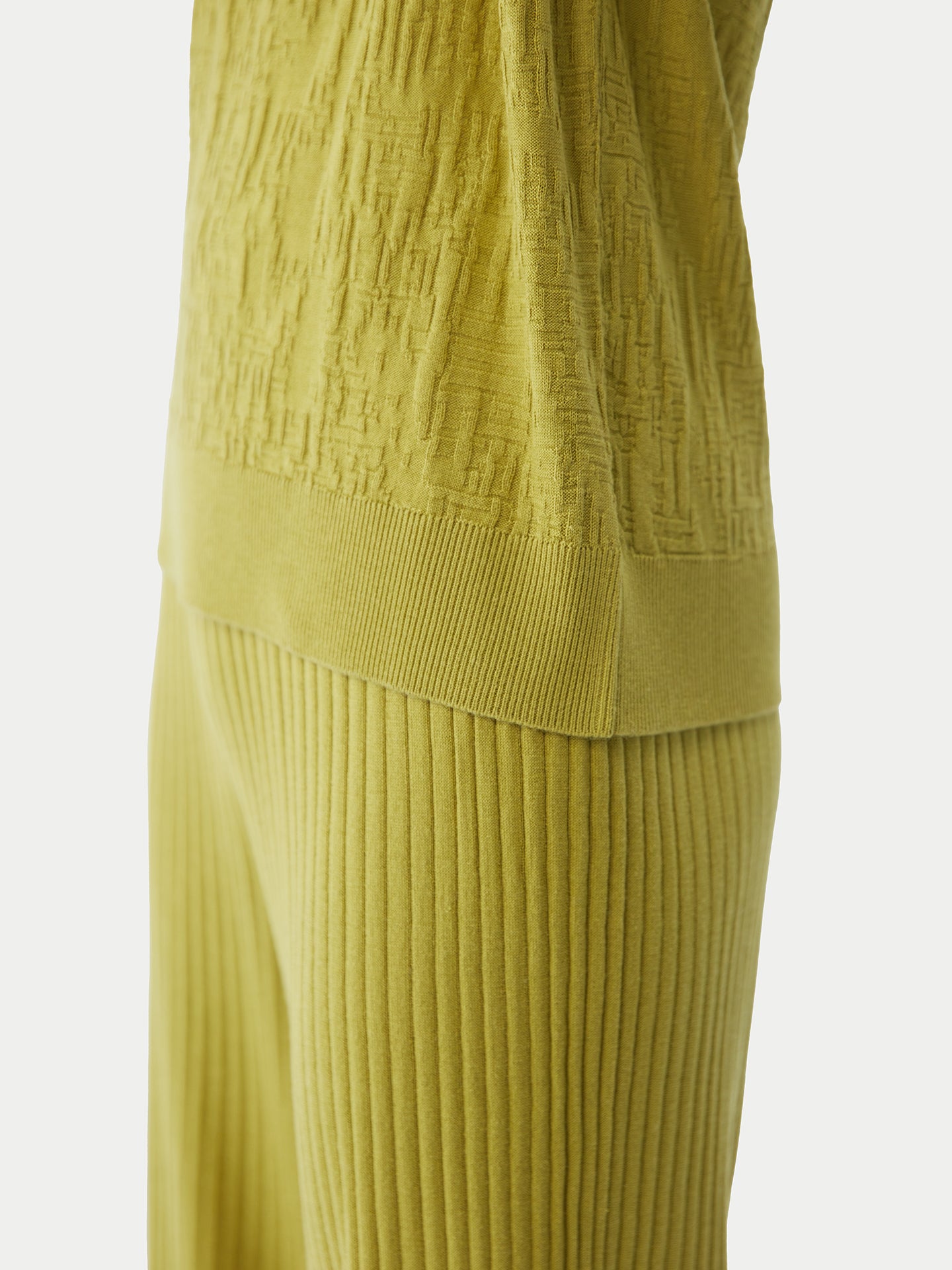 Women's Silk Cashmere T-Shirt Dark Citron - Gobi Cashmere