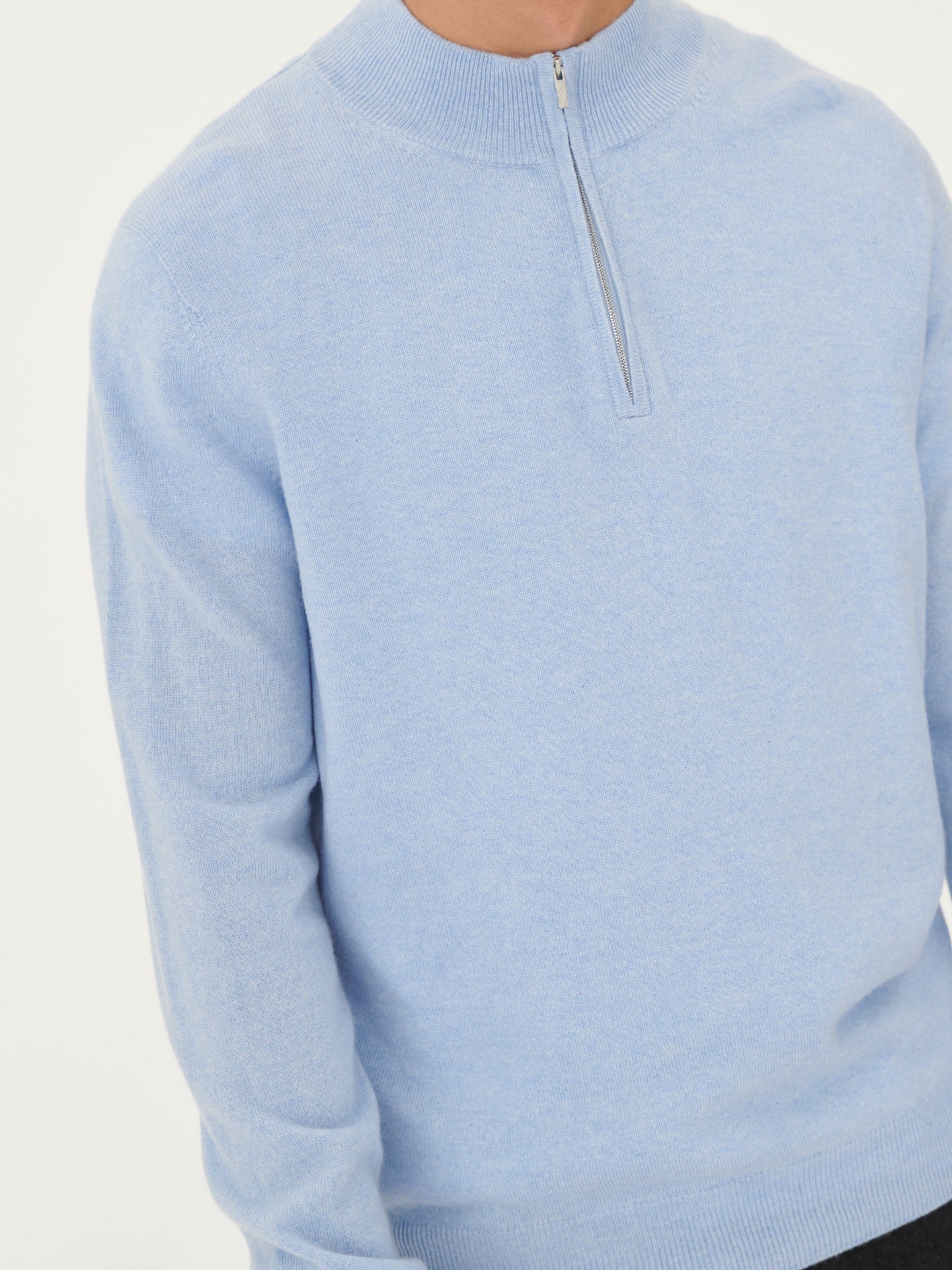Men's Cashmere Half-Zip Sweater Light Blue - Gobi Cashmere