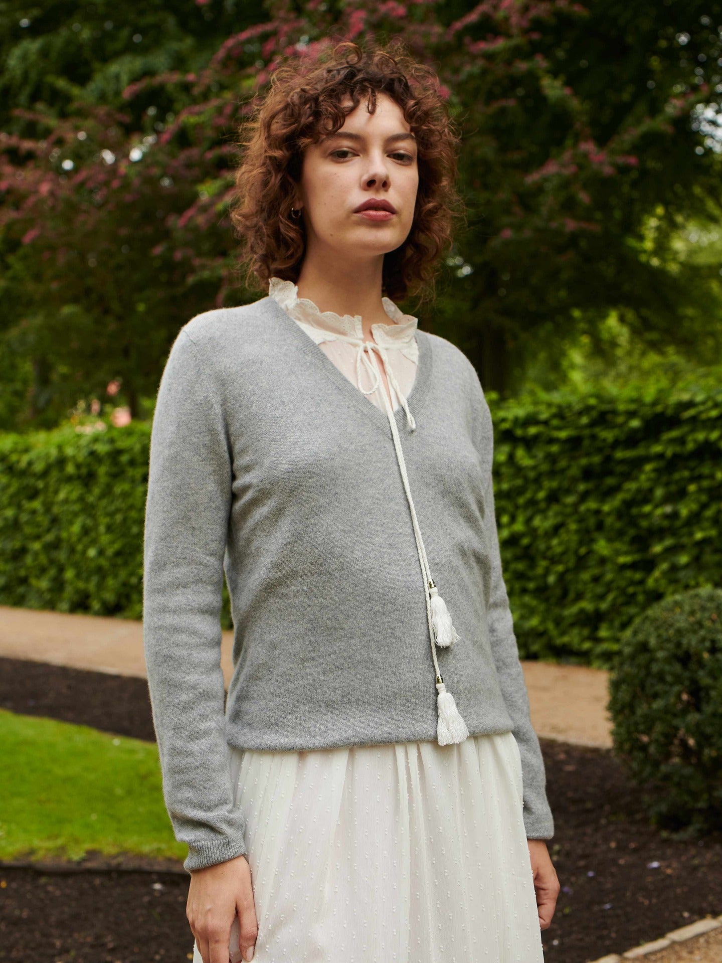 Women's Cashmere V-Neck Sweater Vapor Blue - Gobi Cashmere