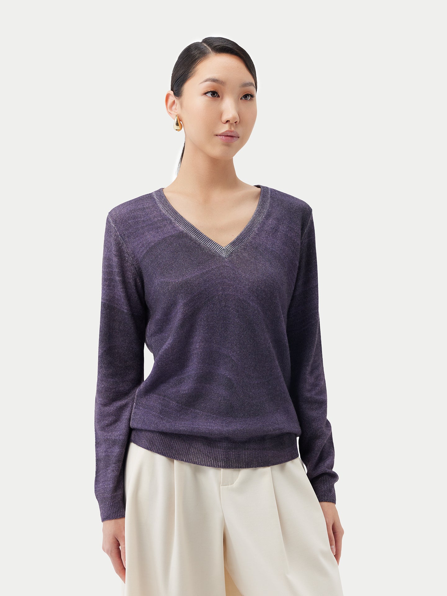 Women's Printed V-Neck Cashmere Sweater Coconut Milk - Gobi Cashmere