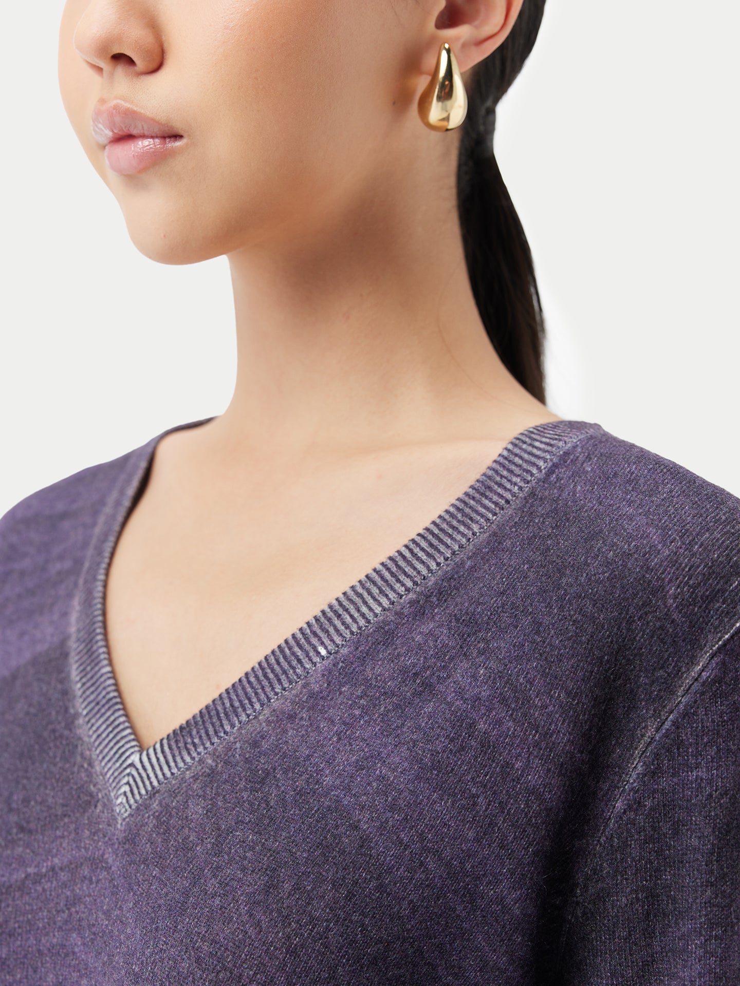 Women's Printed V-Neck Cashmere Sweater Coconut Milk - Gobi Cashmere