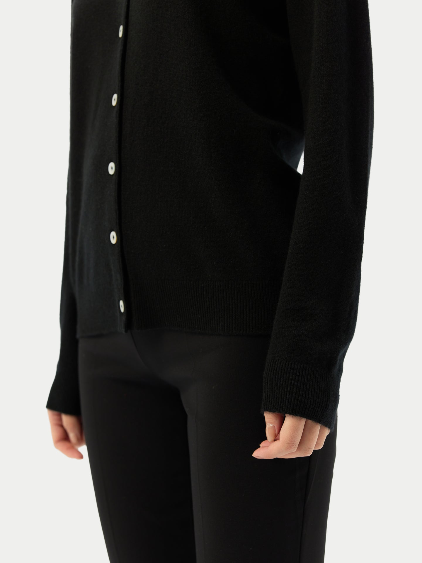 Women's Cashmere Crew Neck Cardigan Black - Gobi Cashmere