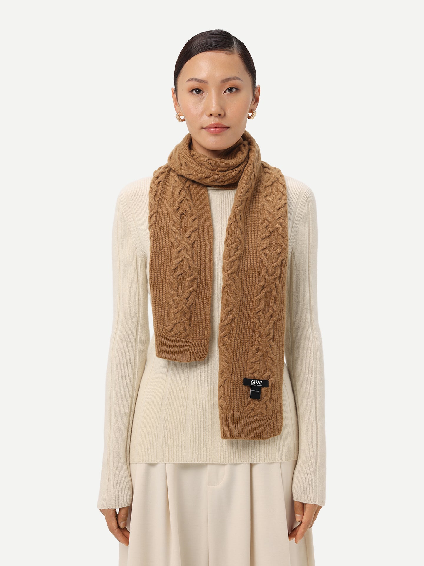 Cashmere Cable-Knit Scarf