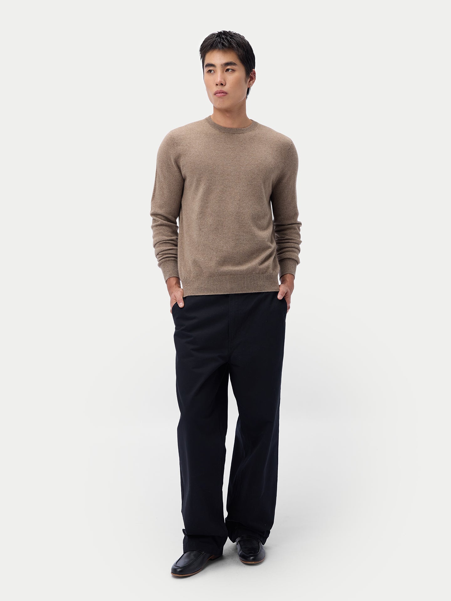 Kaszmirowy sweter Basic z okrągłym dekoltem   