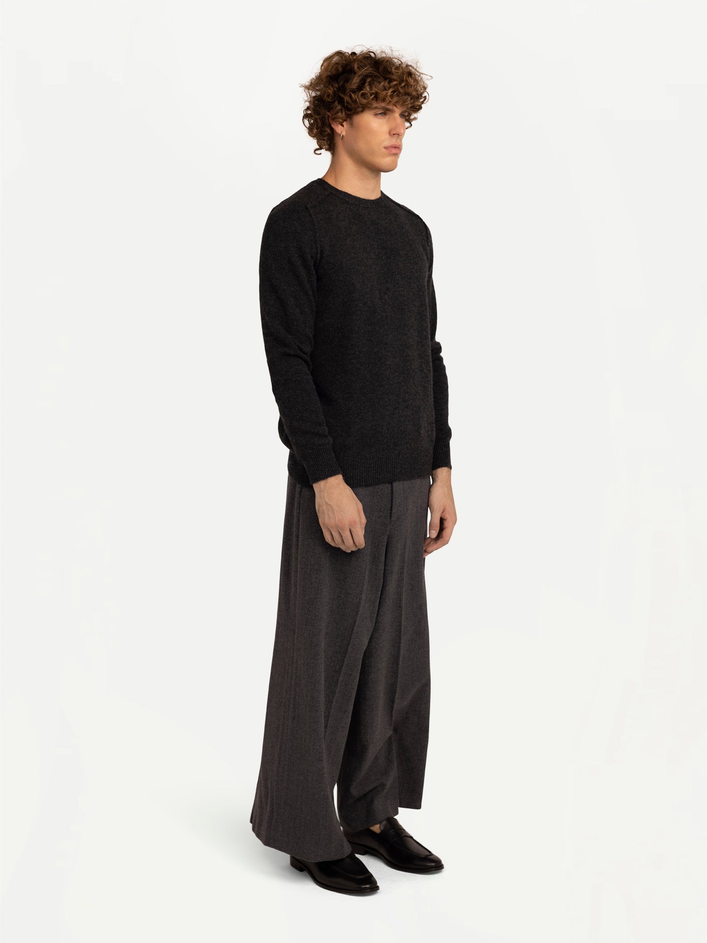 Men's Cashmere Mouliné Crew-Neck Charcoal - Gobi Cashmere