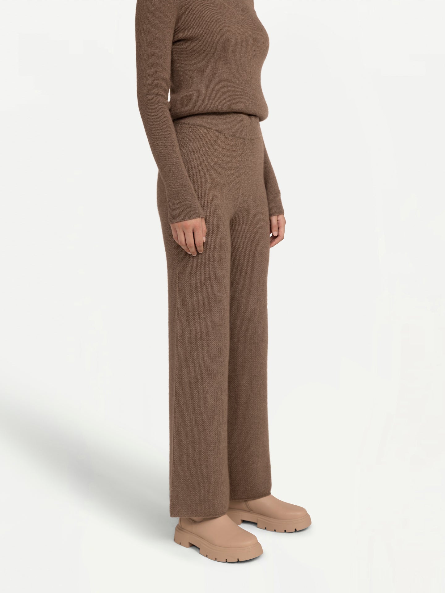 Women's Organic Cashmere Rib-Knit Flare Pants Taupe - Gobi Cashmere