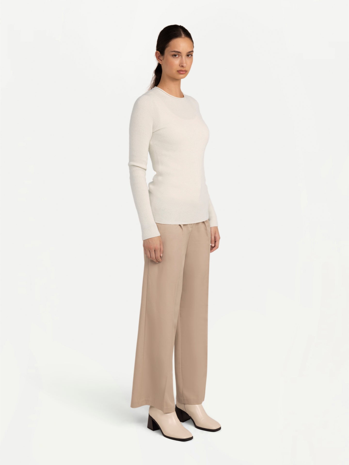 Women's Organic Cashmere Lightweight Crew-Neck Sweater Off White - Gobi Cashmere