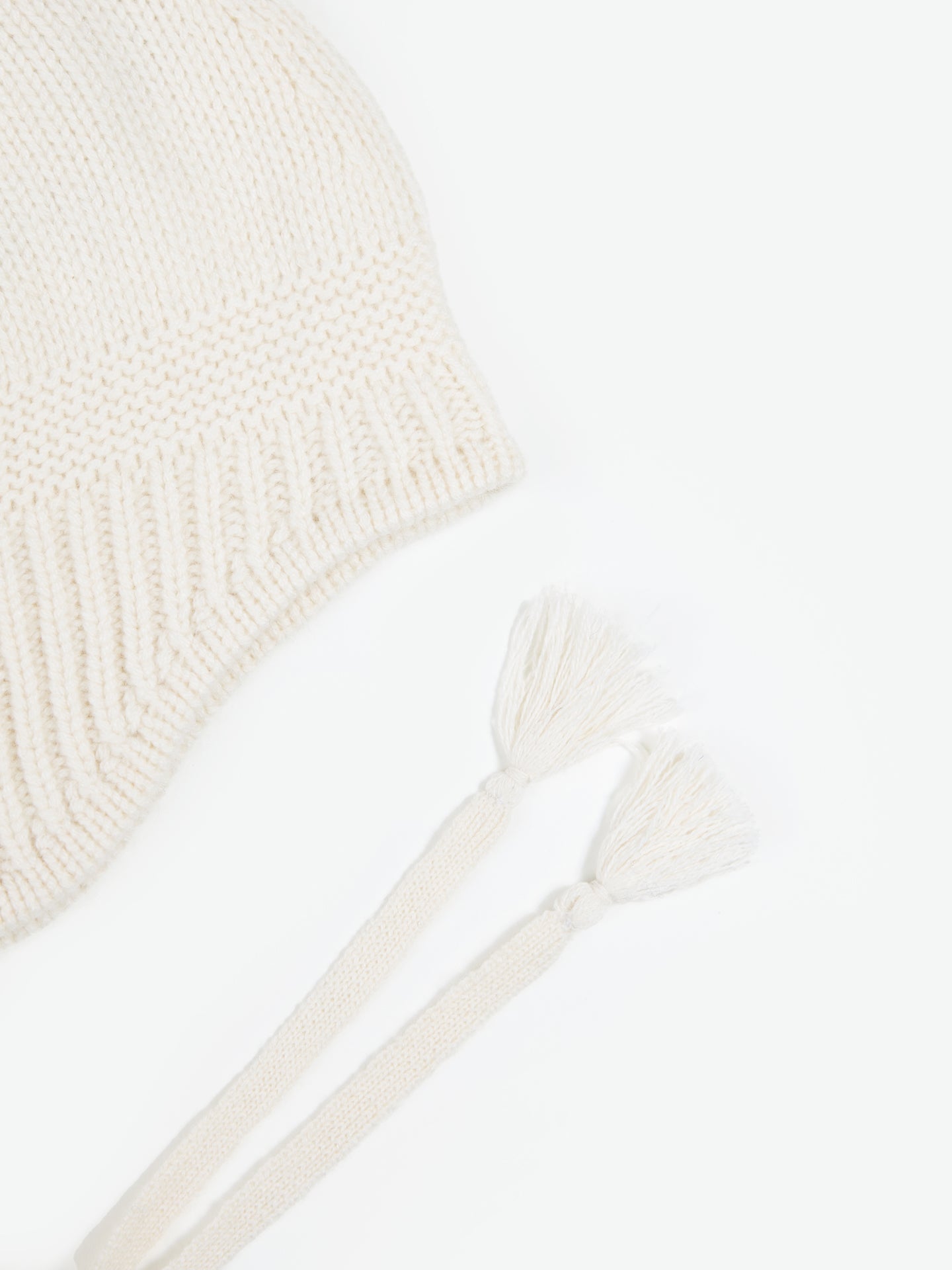 Ultimate Warmth Knit Tie Hat White - Gobi Cashmere