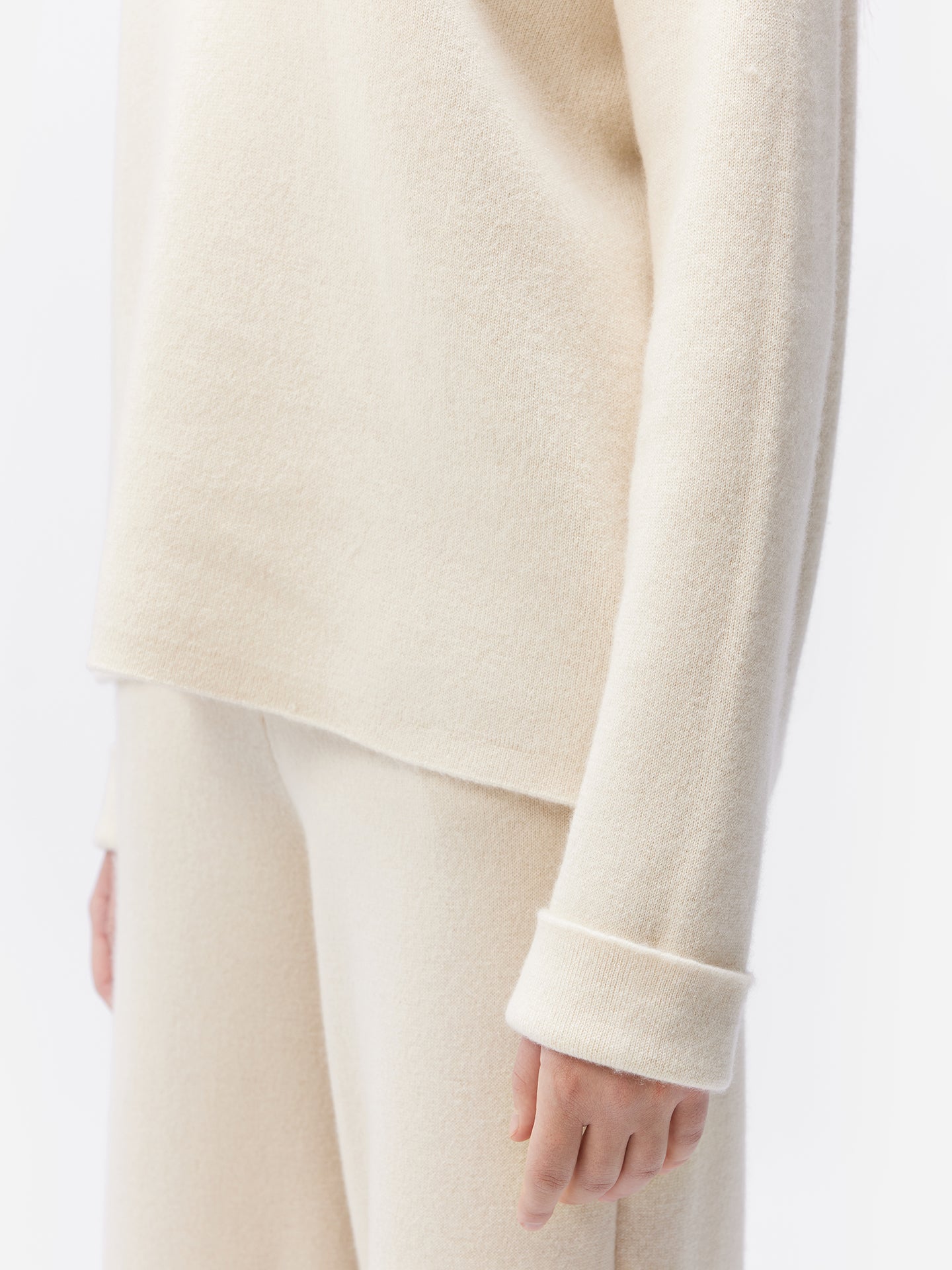 Women's Organic Cashmere Roll-Neck Sweater Off White - Gobi Cashmere