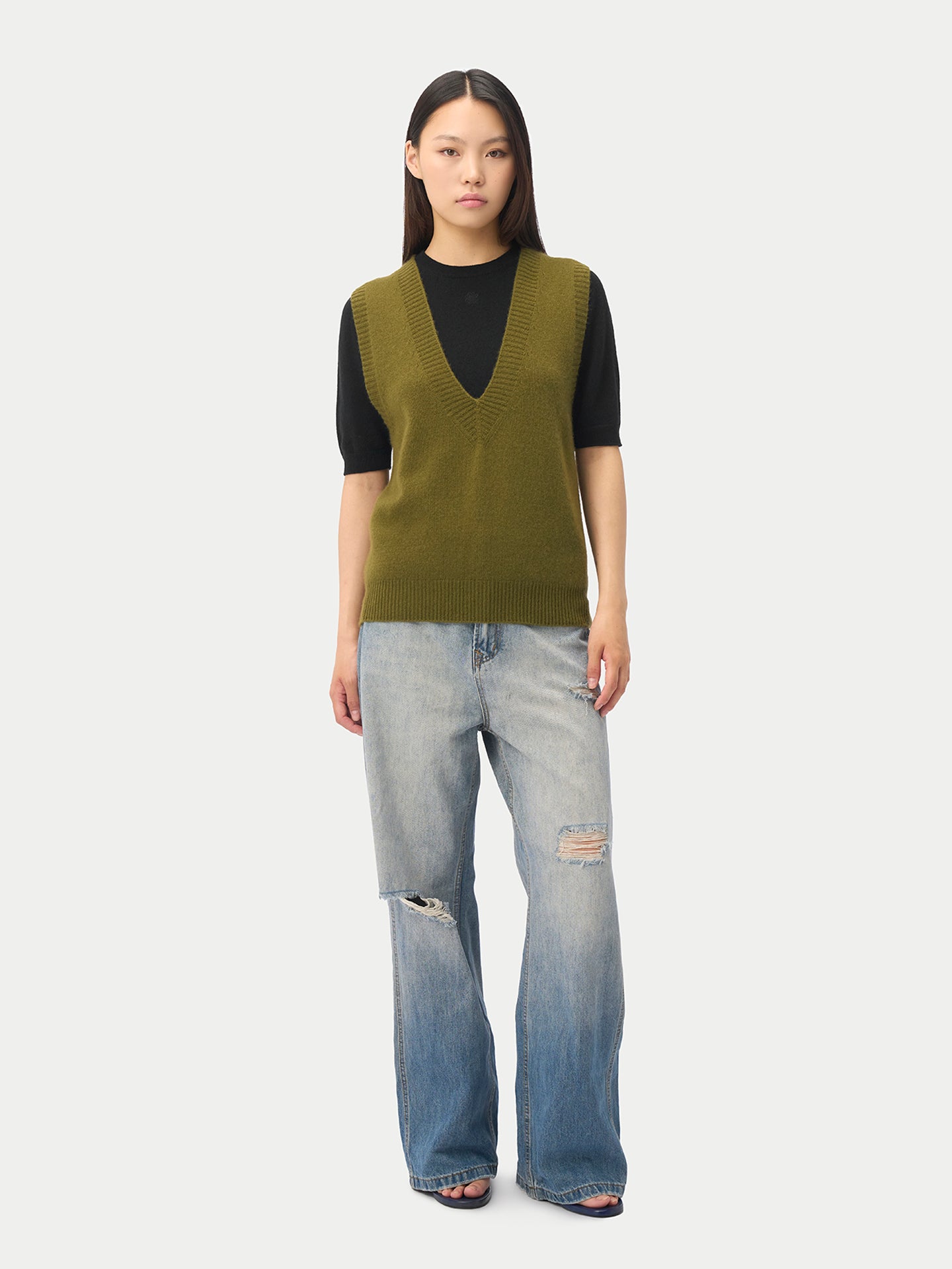 Women's Relaxed V-Neck Cashmere Vest