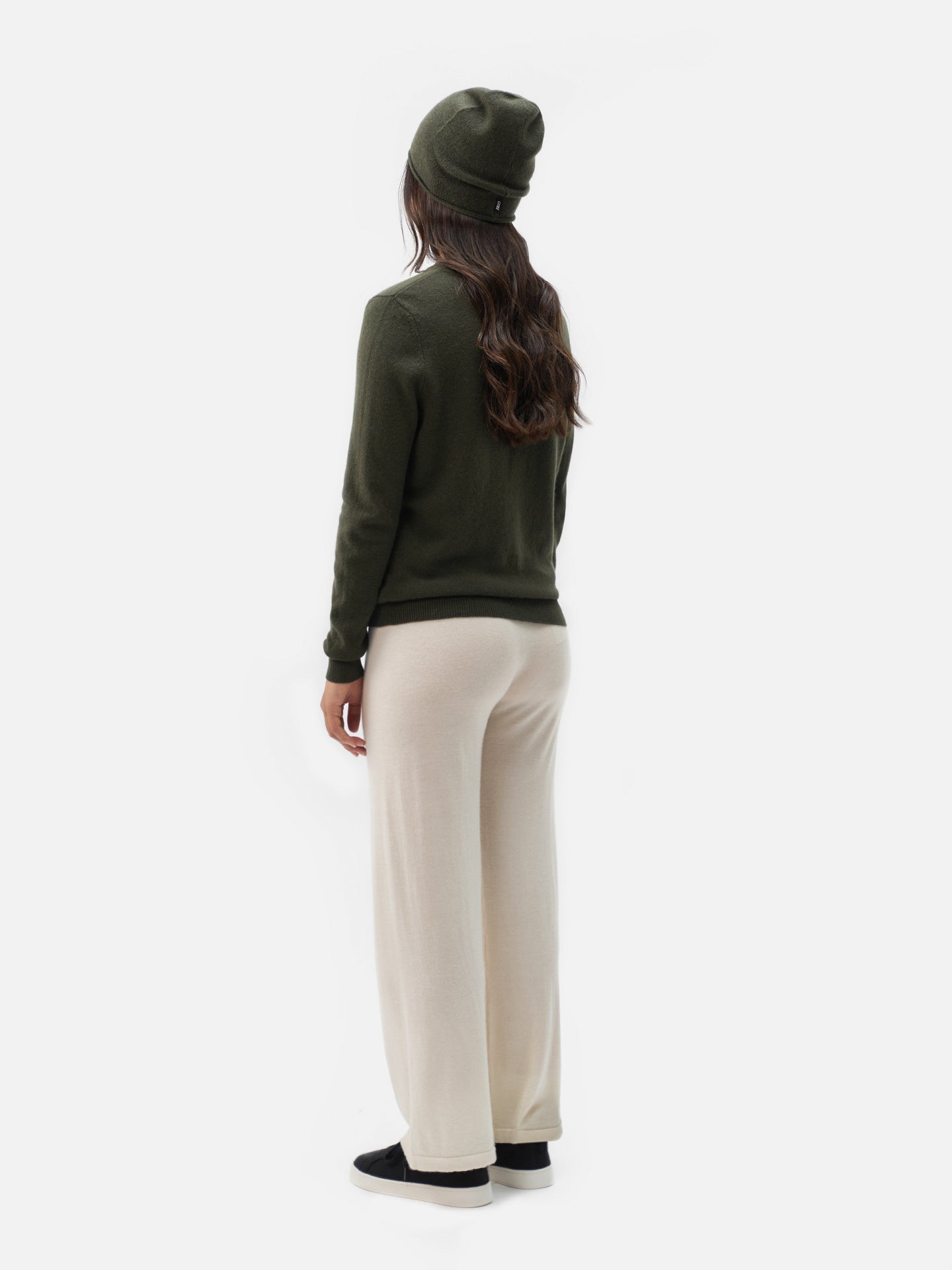 Women's Cashmere €99 Hat & Sweater Set Capulet Olive - Gobi Cashmere