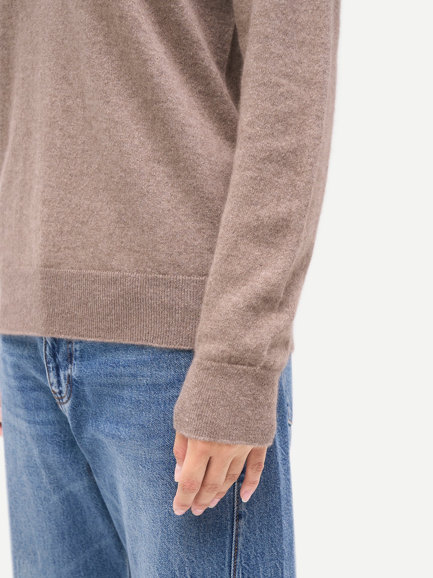 Women's Classic Cashmere V-Neck Sweater Taupe | GOBI Cashmere