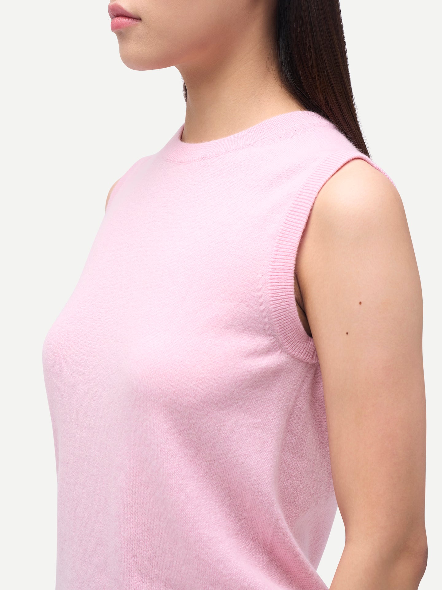 Timeless Cashmere Crewneck Vest