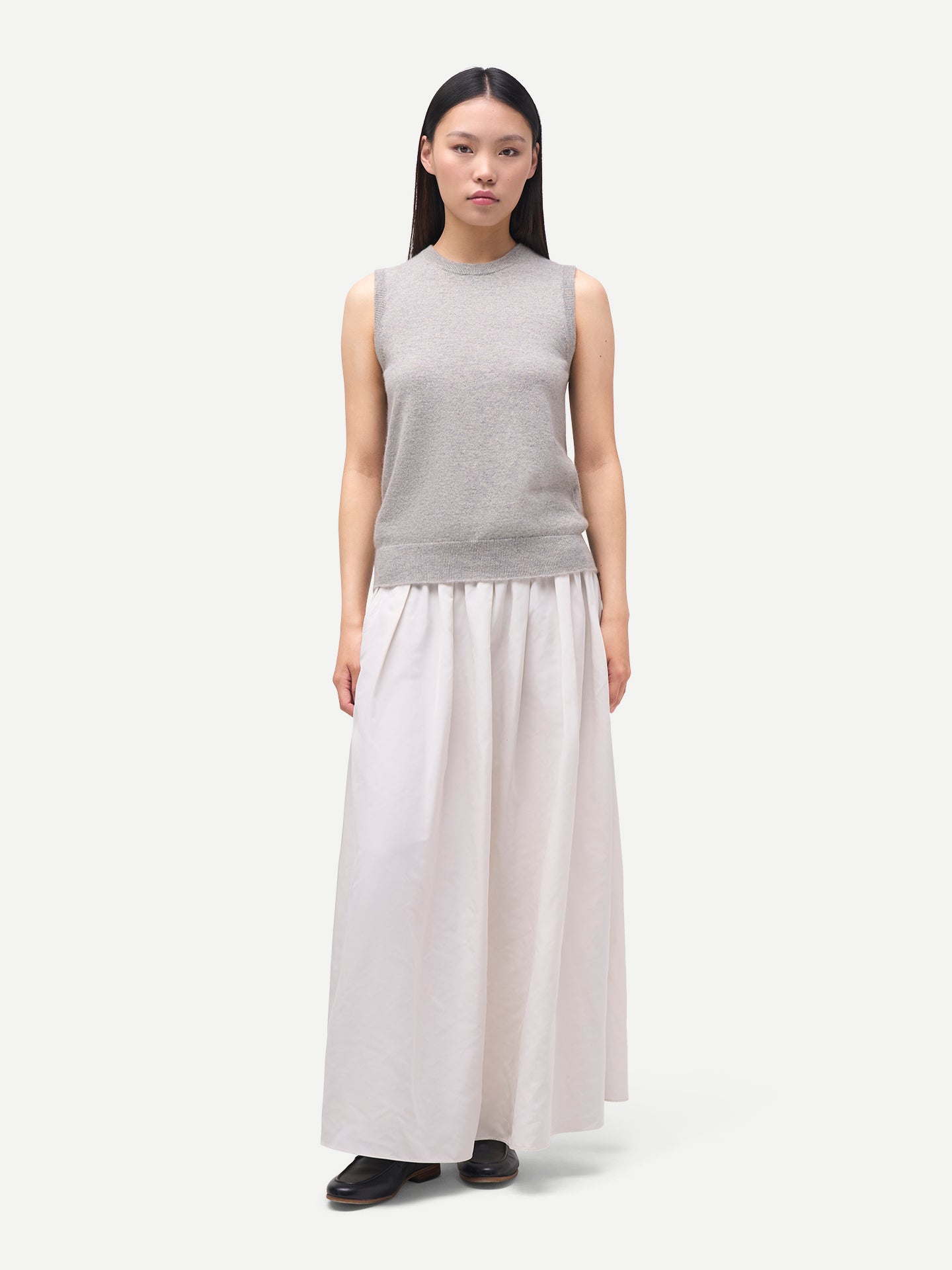 Timeless Cashmere Crewneck Vest