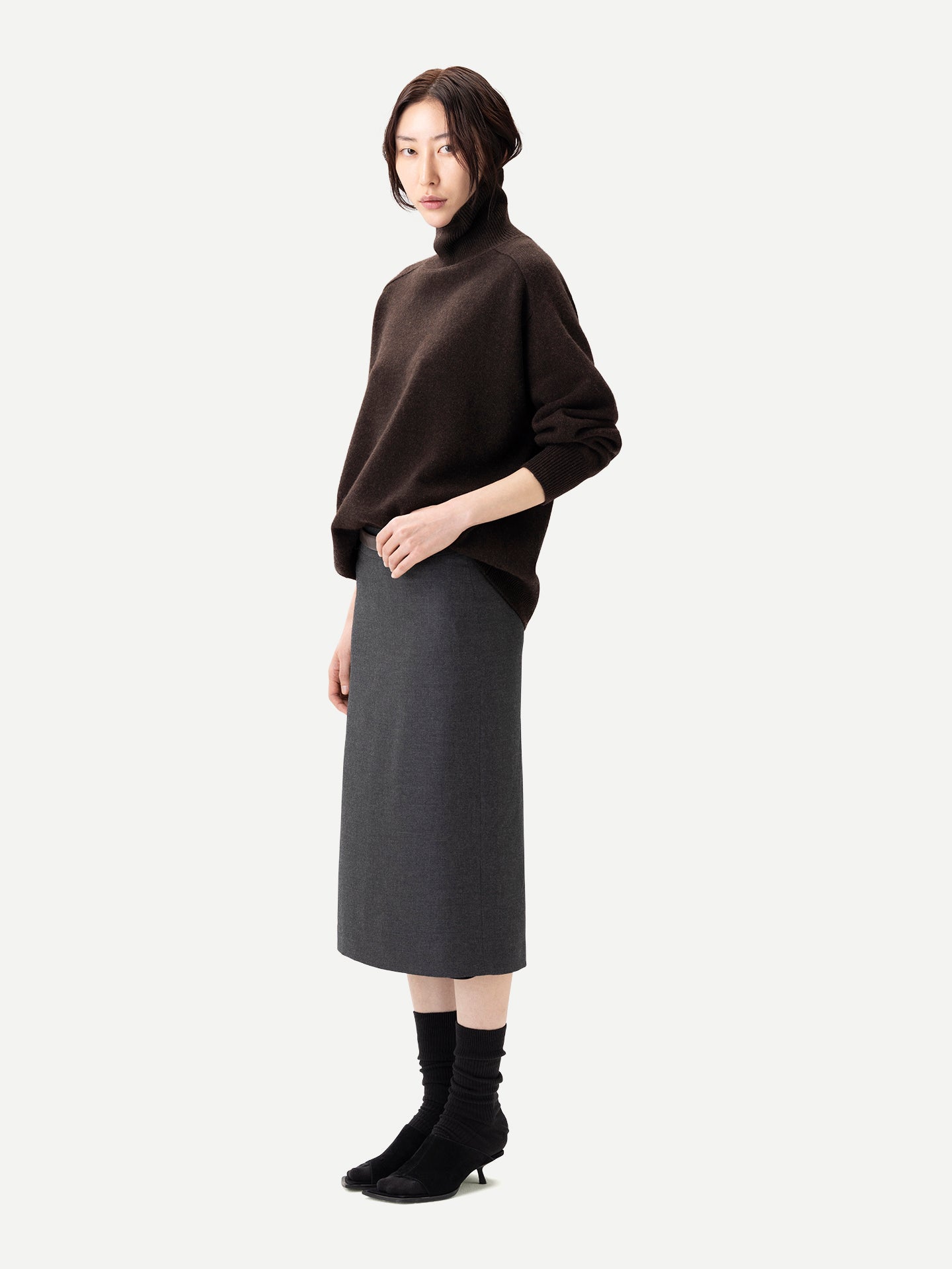 Unisex High-Neck Cashmere Sweater