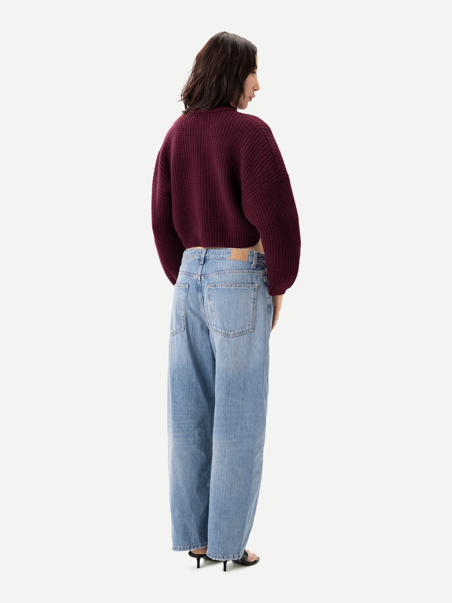 Oval-Sleeve Cropped Cashmere Sweater