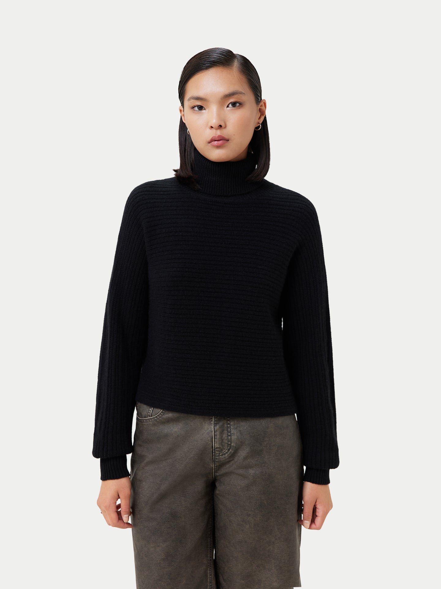 Women's Cashmere Cropped T-Neck Sweater Black - Gobi Cashmere