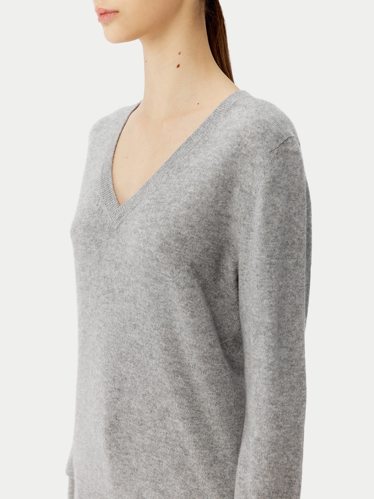 Women's Cashmere V-Neck Sweater Vapor Blue - Gobi Cashmere