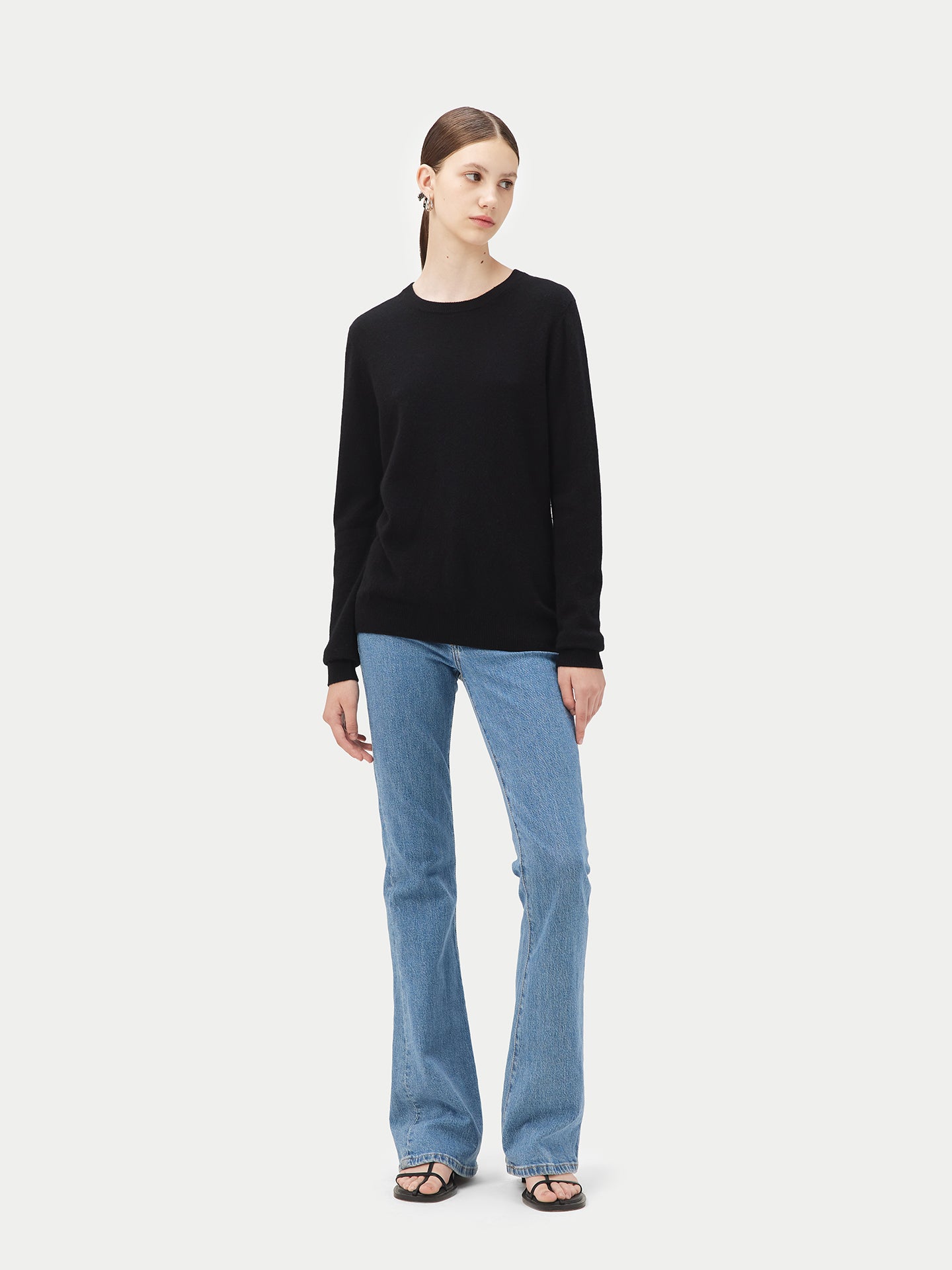 Women's Cashmere Basic Crew Neck Sweater Black - Gobi Cashmere