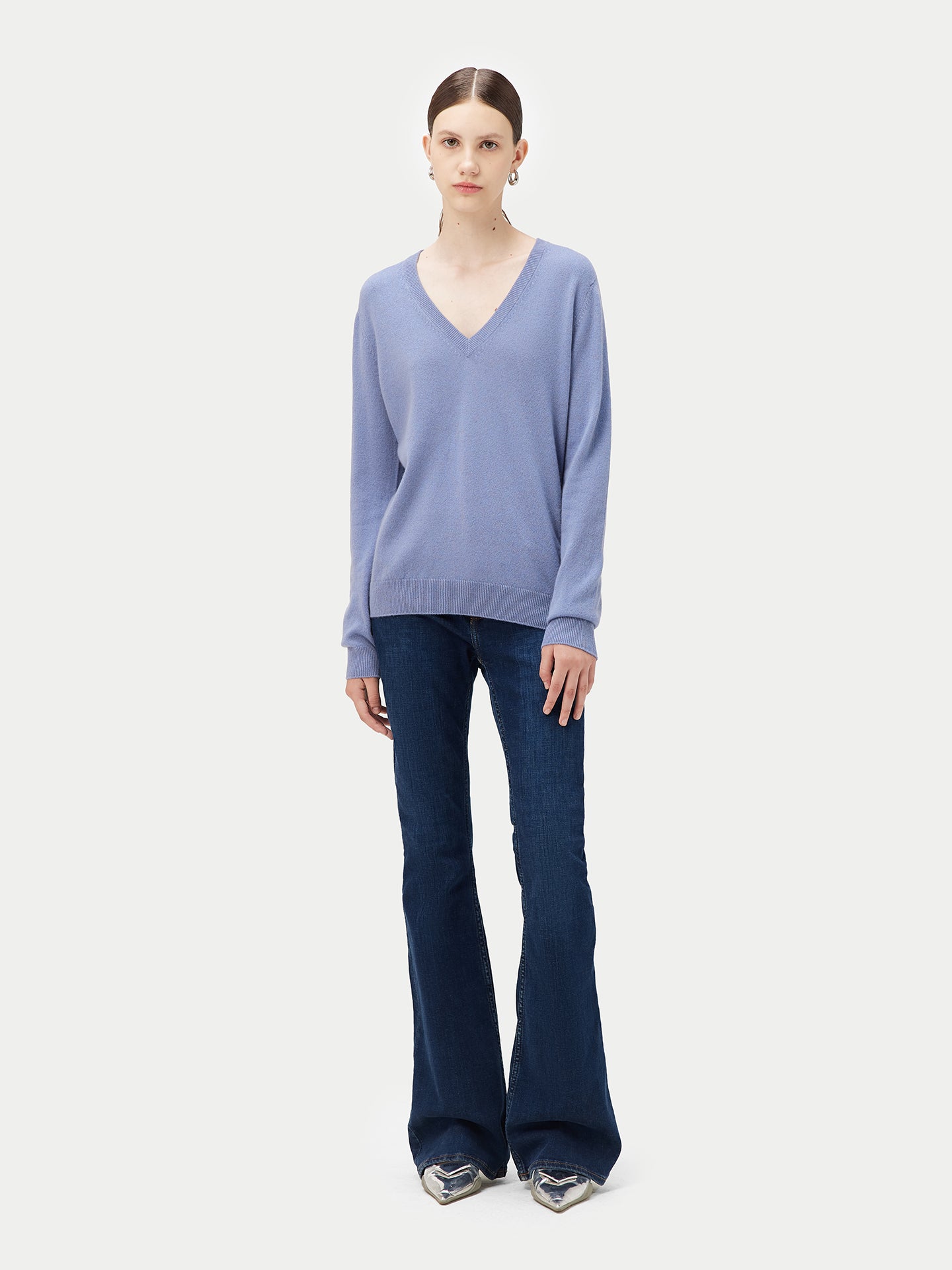 Women's Basic Cashmere V-Neck Sweater English Manor - Gobi Cashmere