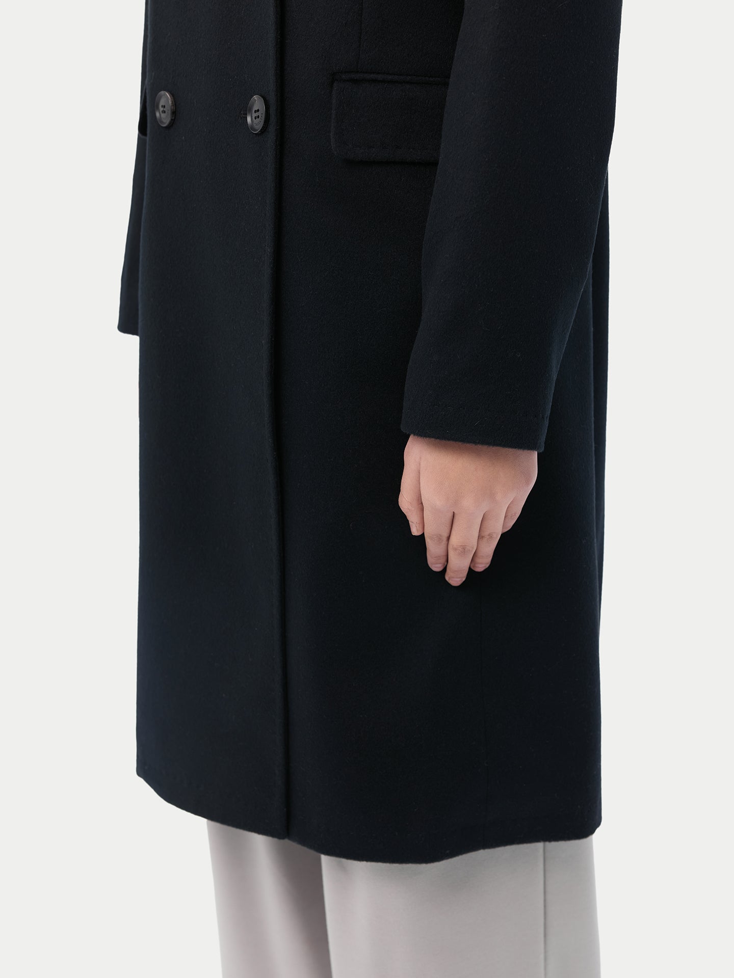 Women's Notch Lapel Midi-Length Cashmere Coat Black - Gobi Cashmere