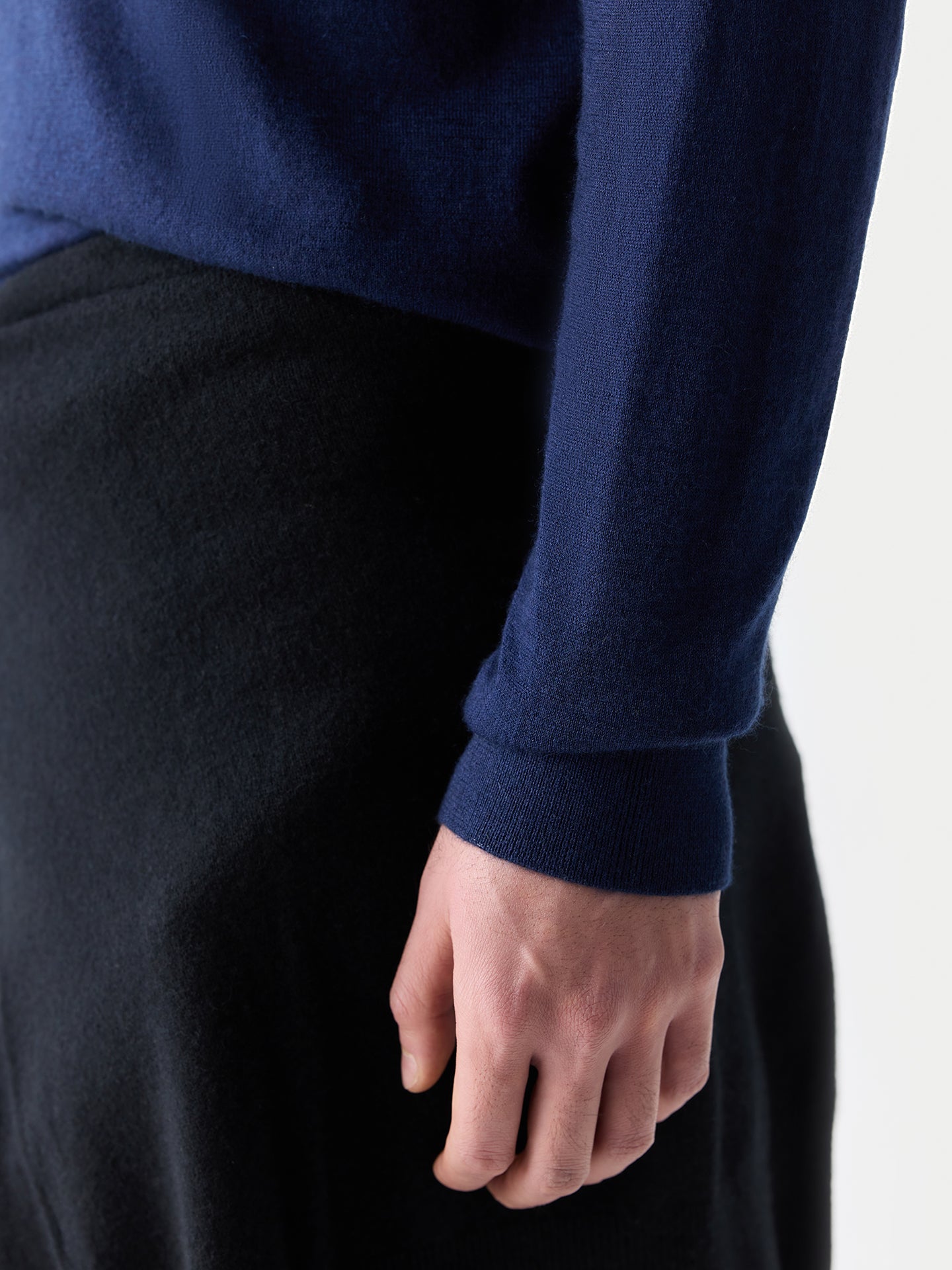 Men Classic Polo Shirt with Long Sleeve Mood Indigo - Gobi Cashmere