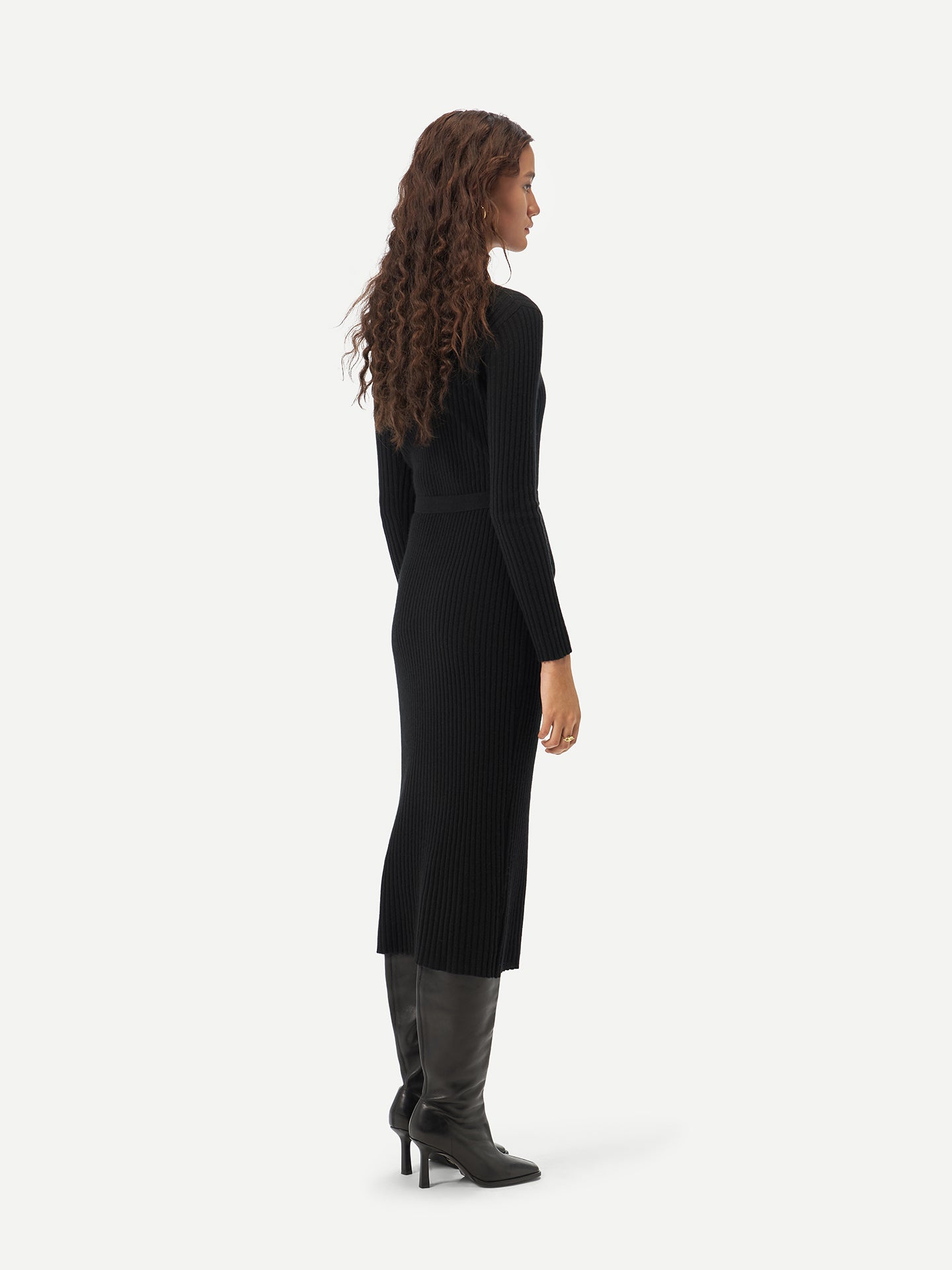 Women's Cashmere Knit Dress with Belt Black - Gobi Cashmere