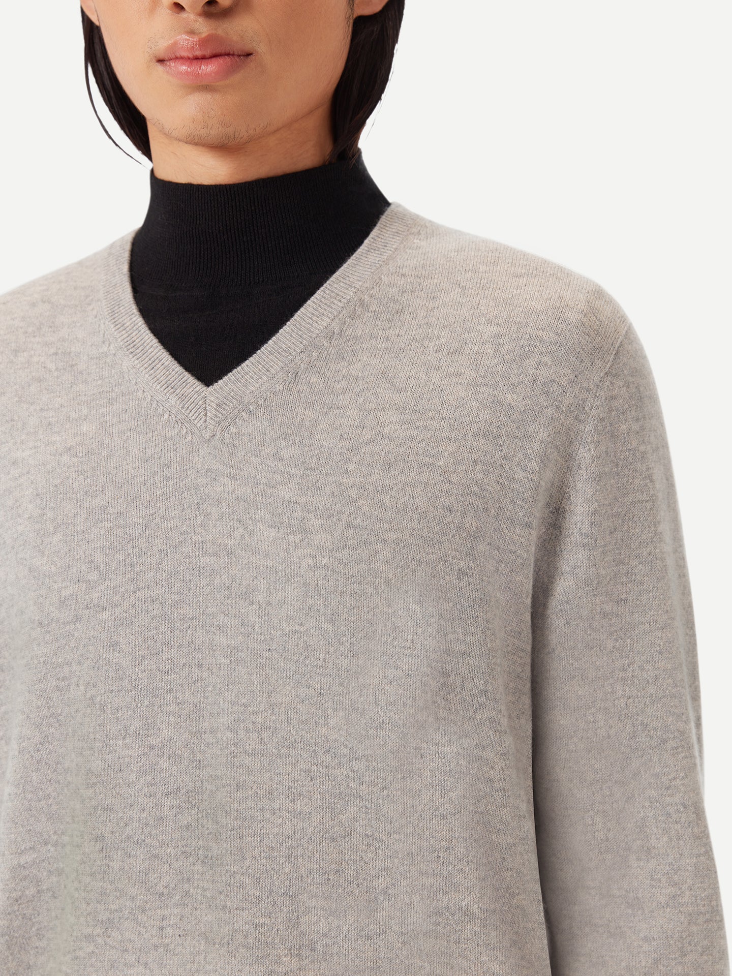 Men's Cashmere Basic V-Neck Sweater Dawn Blue - Gobi Cashmere