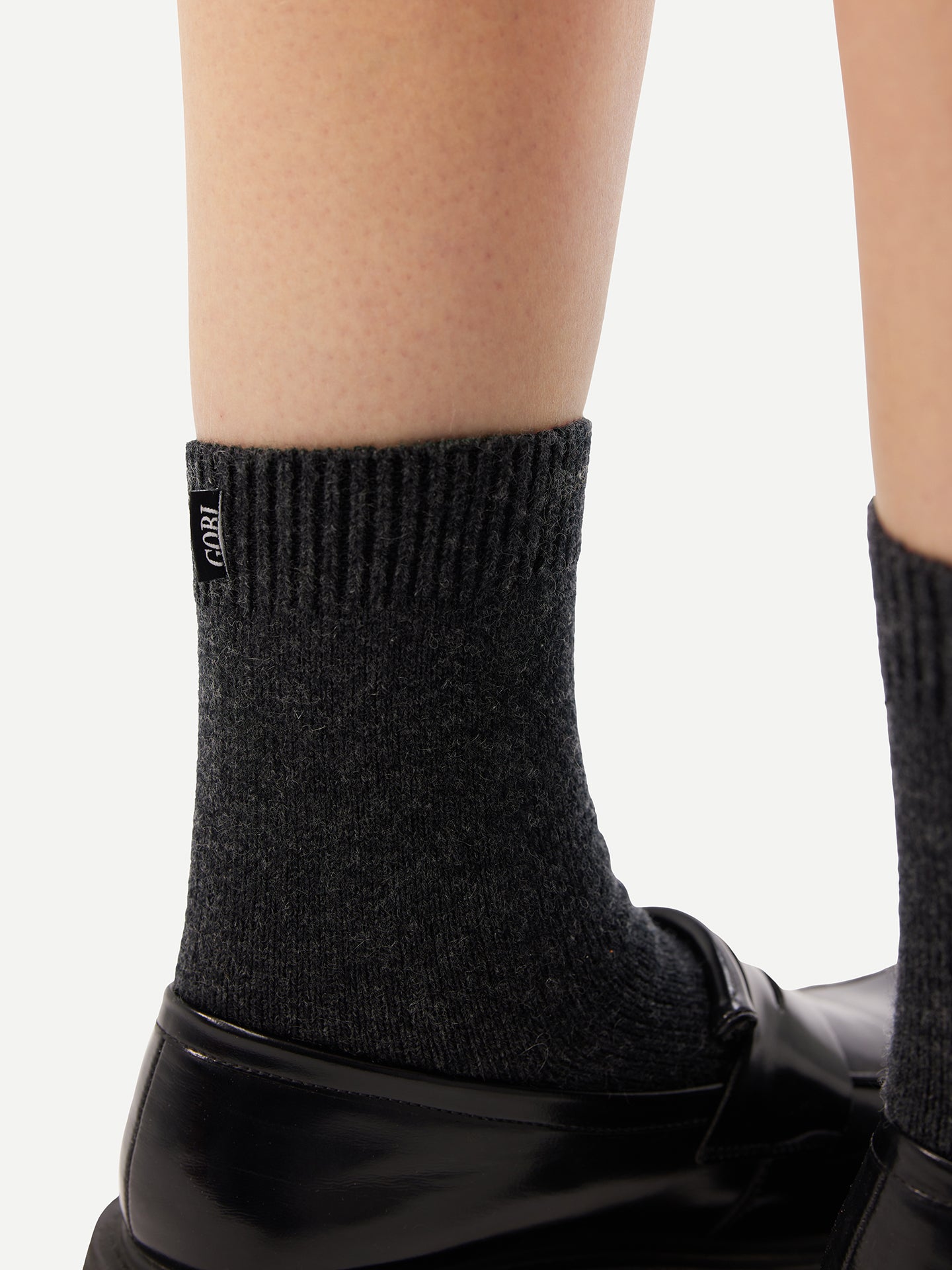 Unisex Cashmere Rib Knit Bed Socks Charcoal - Gobi Cashmere