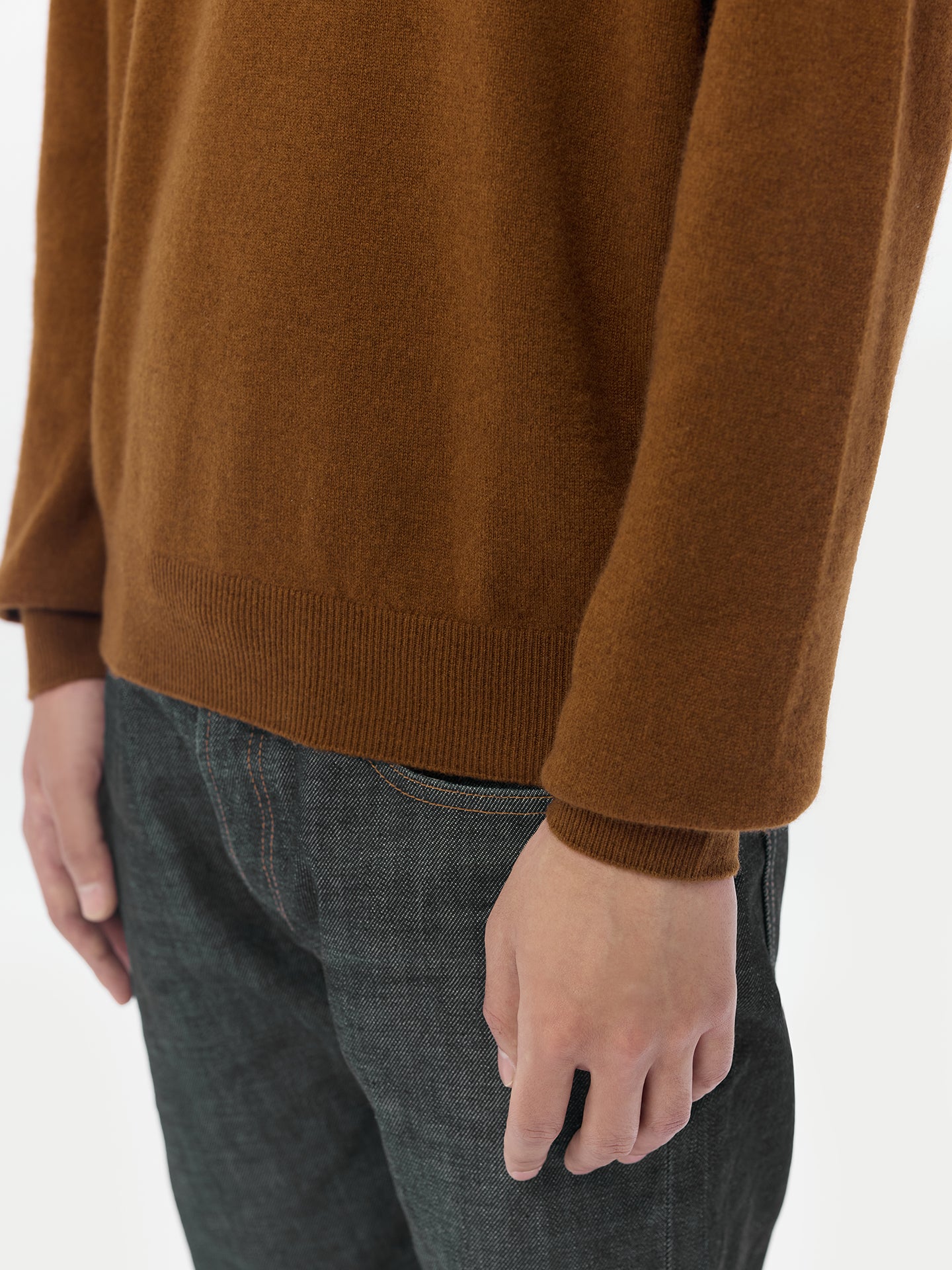 Men's Cashmere Essential Crew Neck Sweater Chipmunk - Gobi Cashmere