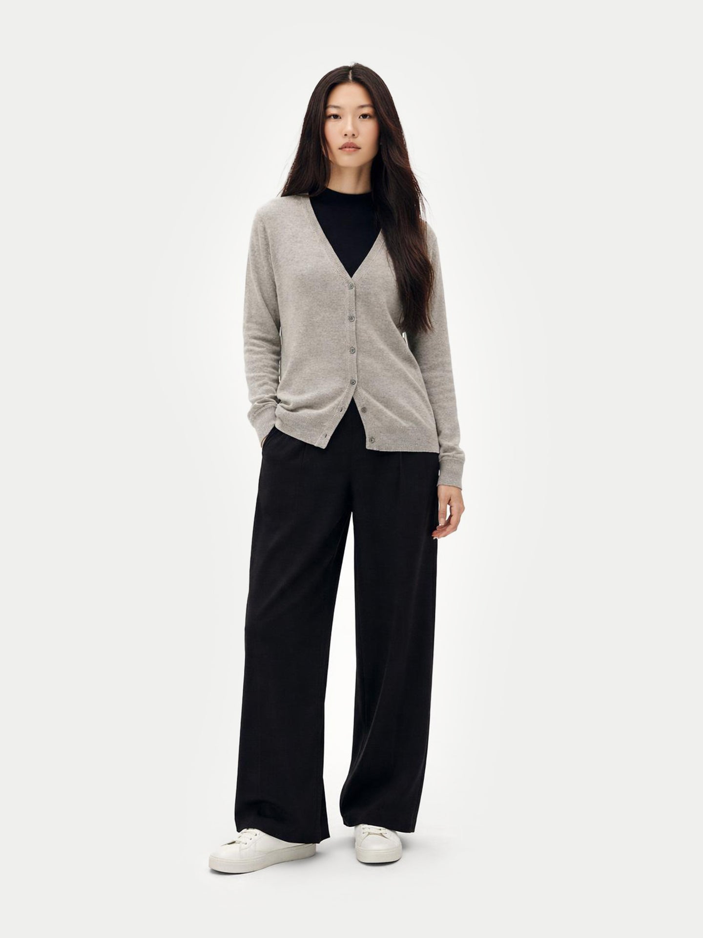 Essential Cashmere V-Neck Cardigan Dawn Blue - Gobi Cashmere