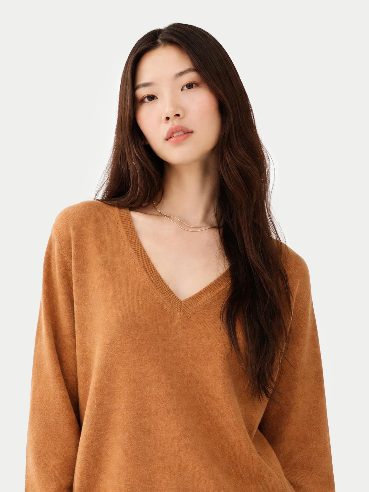 Essential Cashmere V-Neck Sweater Chipmunk - Gobi Cashmere