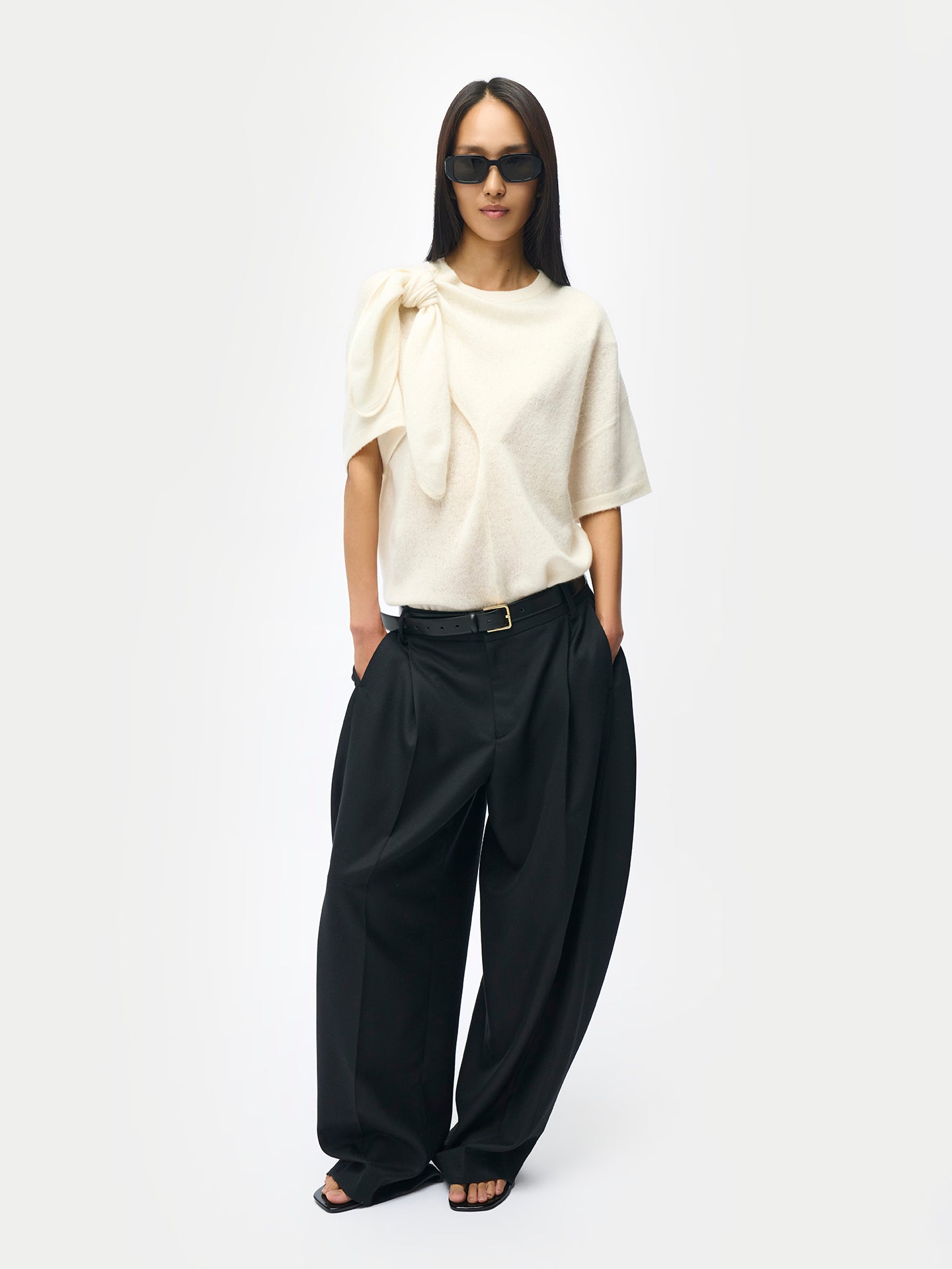 Women's Cashmere Bow-Tie T-shirt White | GOBI Cashmere