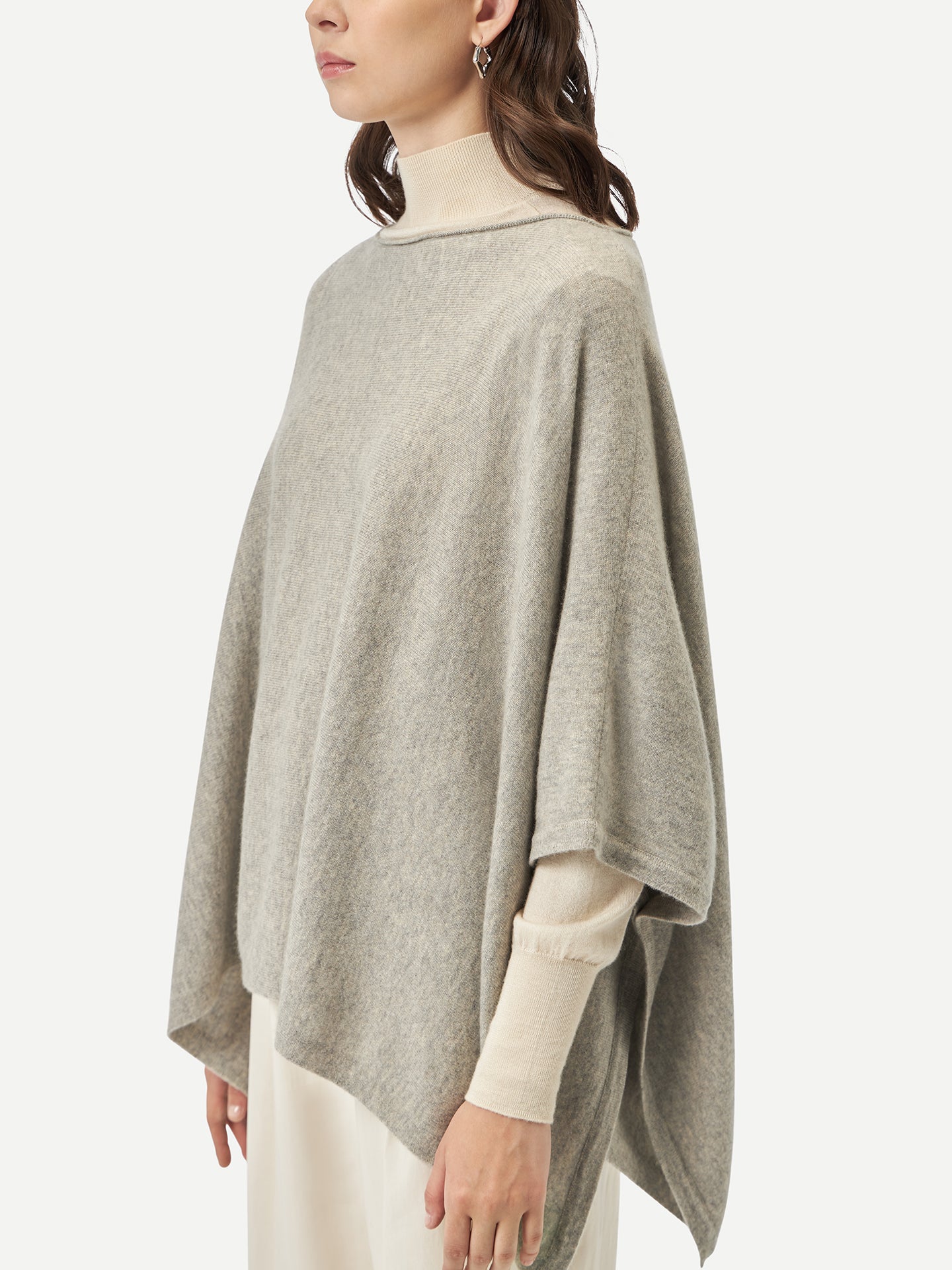 Women's Boat-Neck Cashmere Poncho Dawn Blue - Gobi Cashmere