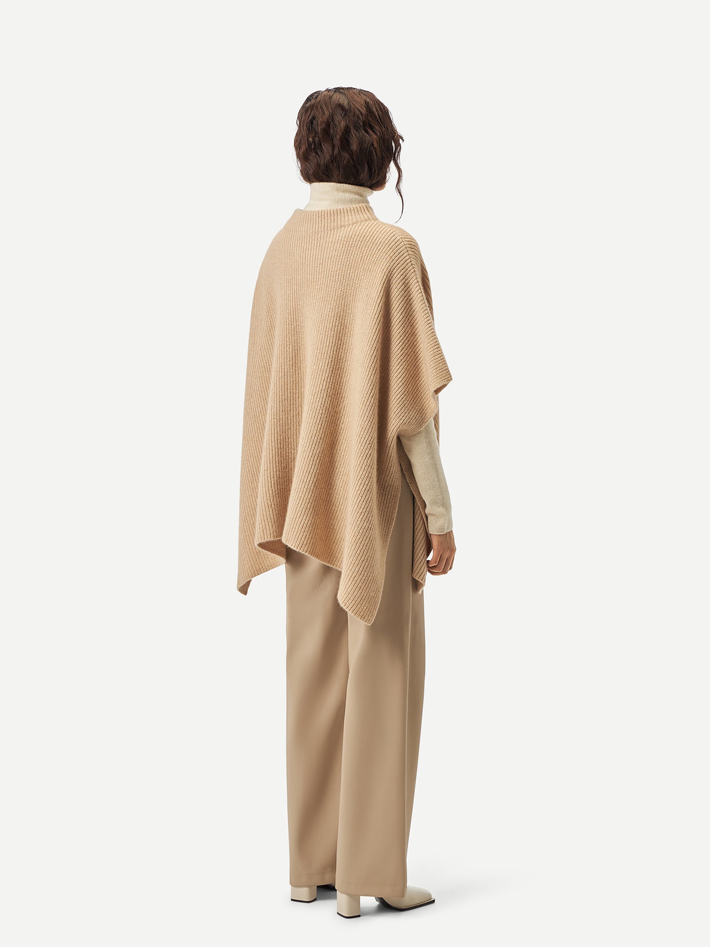 Women's Organic Colour Rib-Knit Cashmere Poncho Beige - Gobi Cashmere