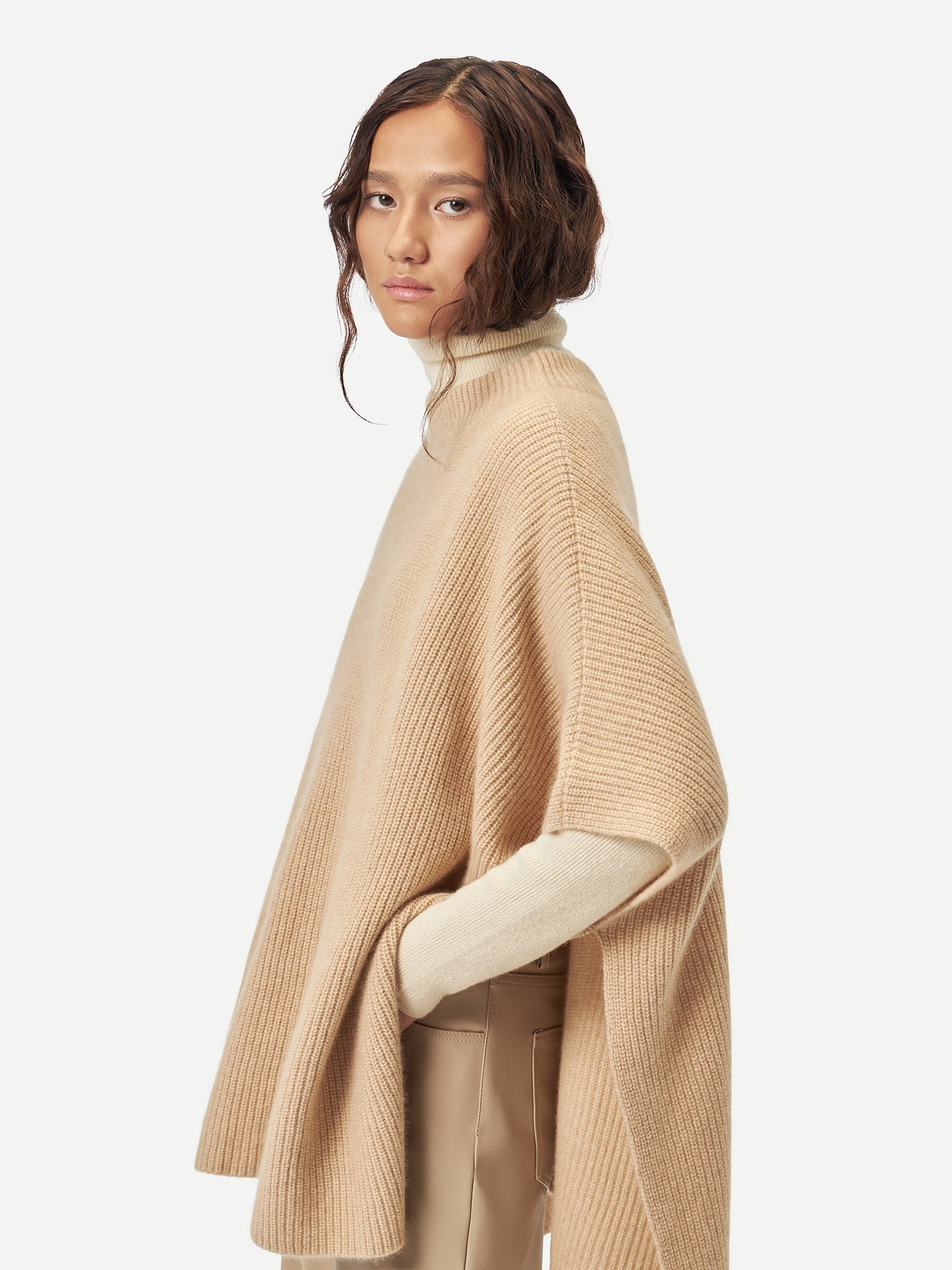 Women's Organic Colour Rib-Knit Cashmere Poncho Beige - Gobi Cashmere