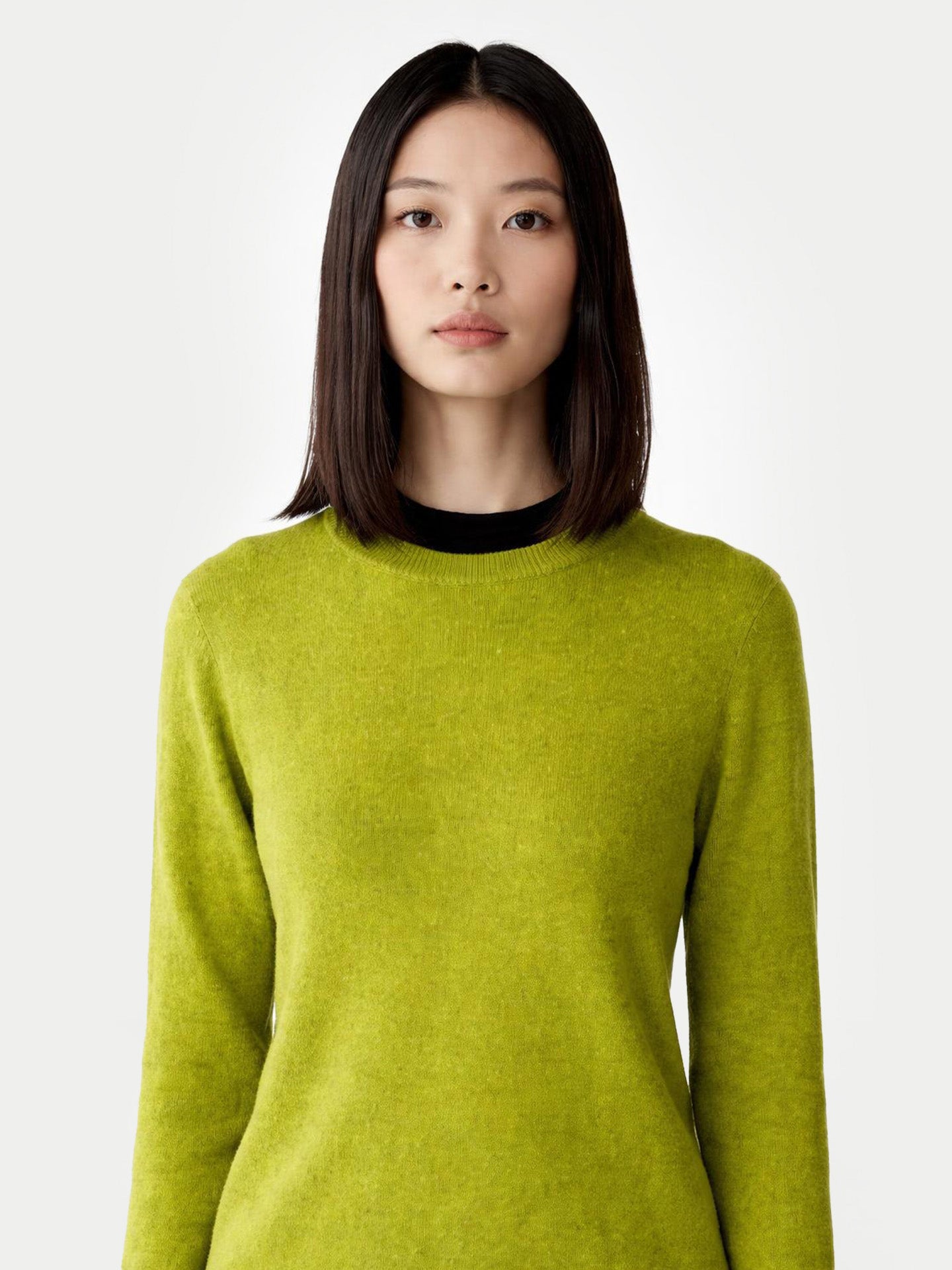 Essential Cashmere Crewneck Sweater Spinach Green - Gobi Cashmere