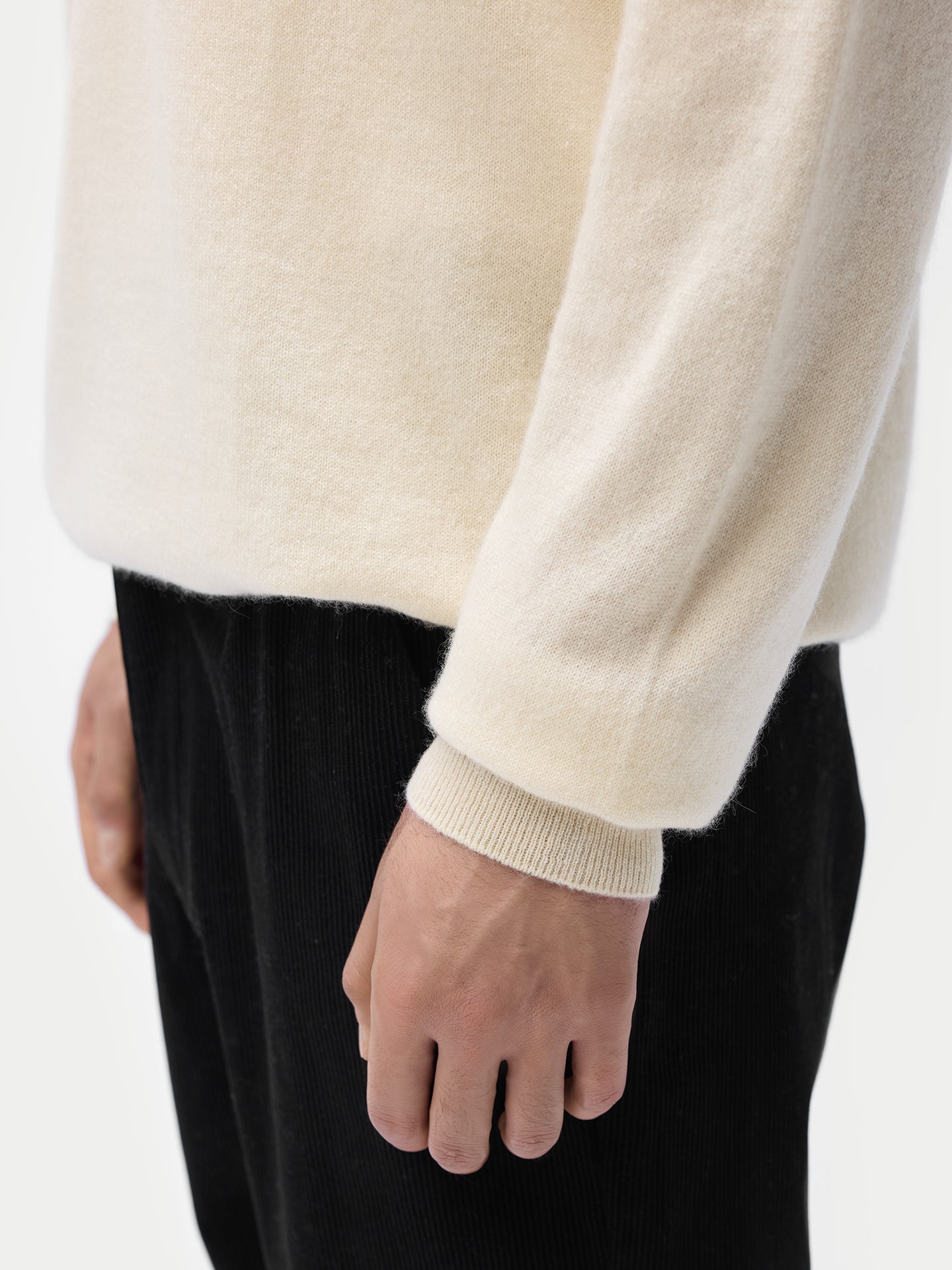 Organic Cashmere Turtleneck Sweater Essential
