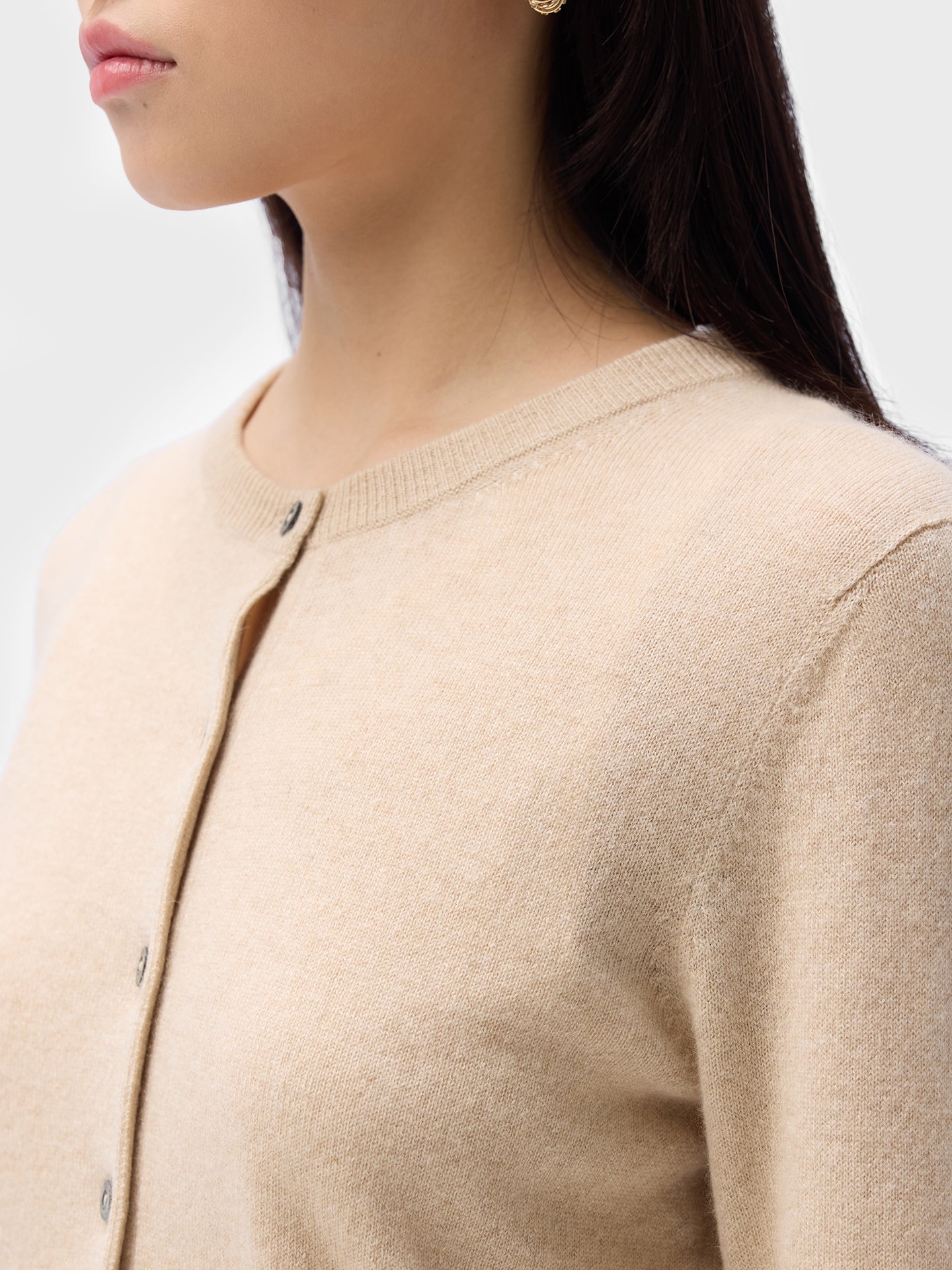 Kardigan kaszmirowy z okrągłym dekoltem    