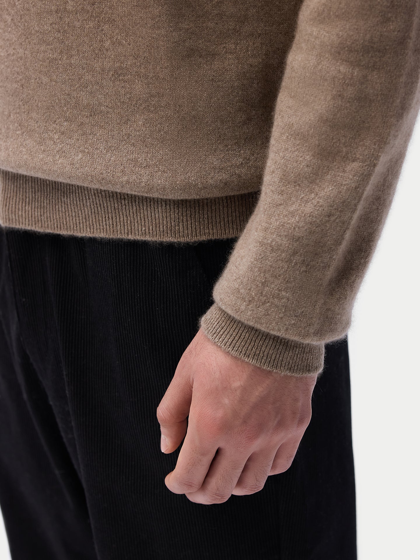 Organic Cashmere Turtleneck Sweater Essential