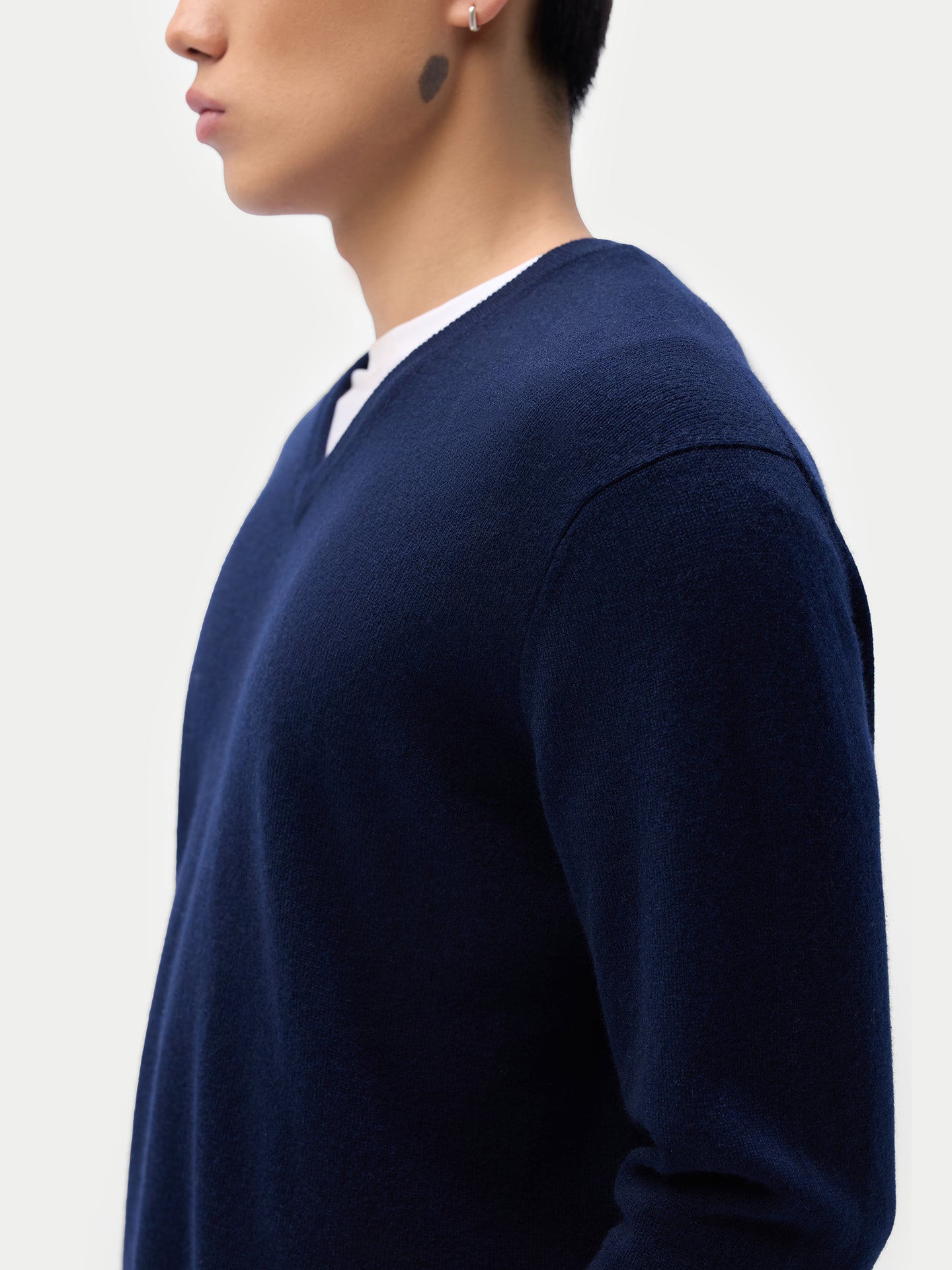 Maglione Basico Con Scollo A V In Cashmere 